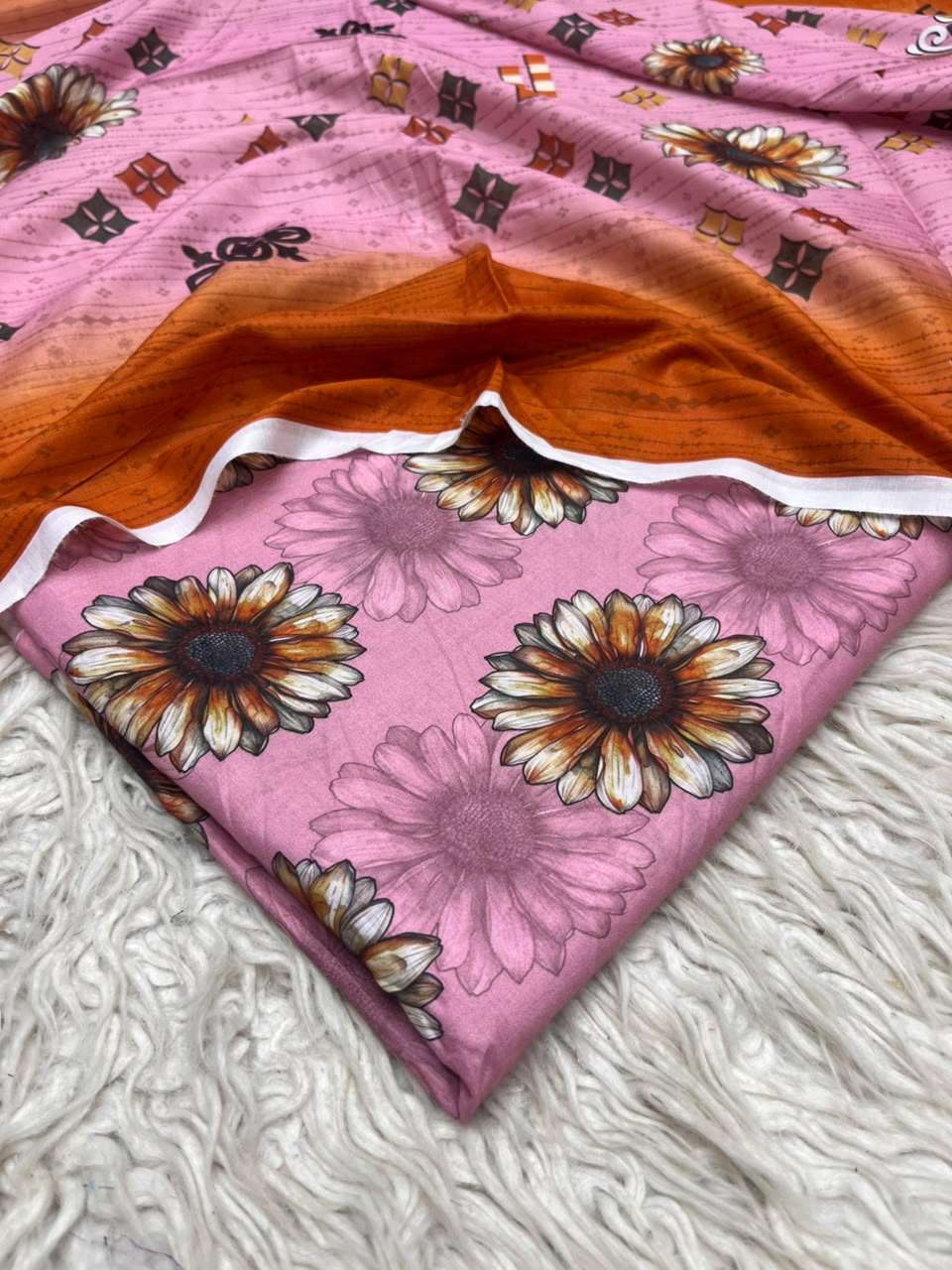3Pc Same Digital Printed Lawn Suit 15