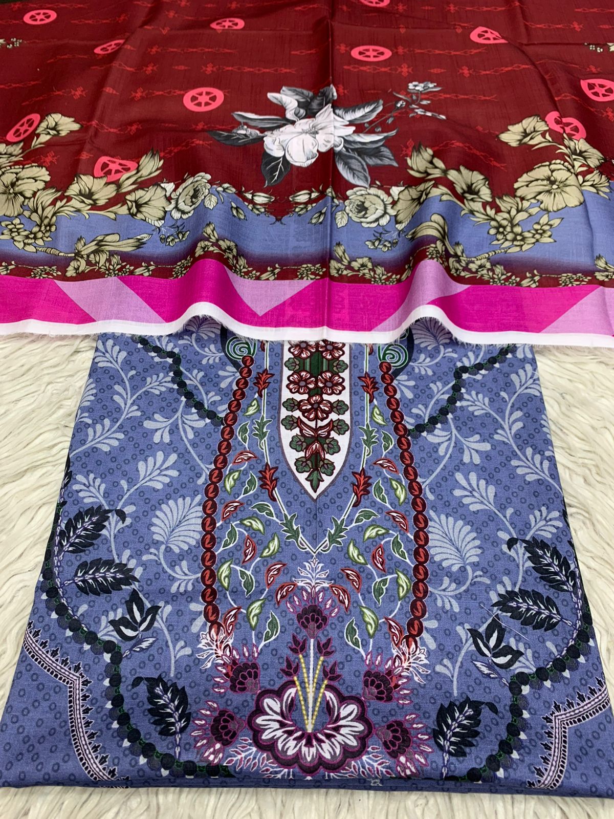 2Pc Cross Slub Lawn Kameez & Duppata Suit  Vol-3201