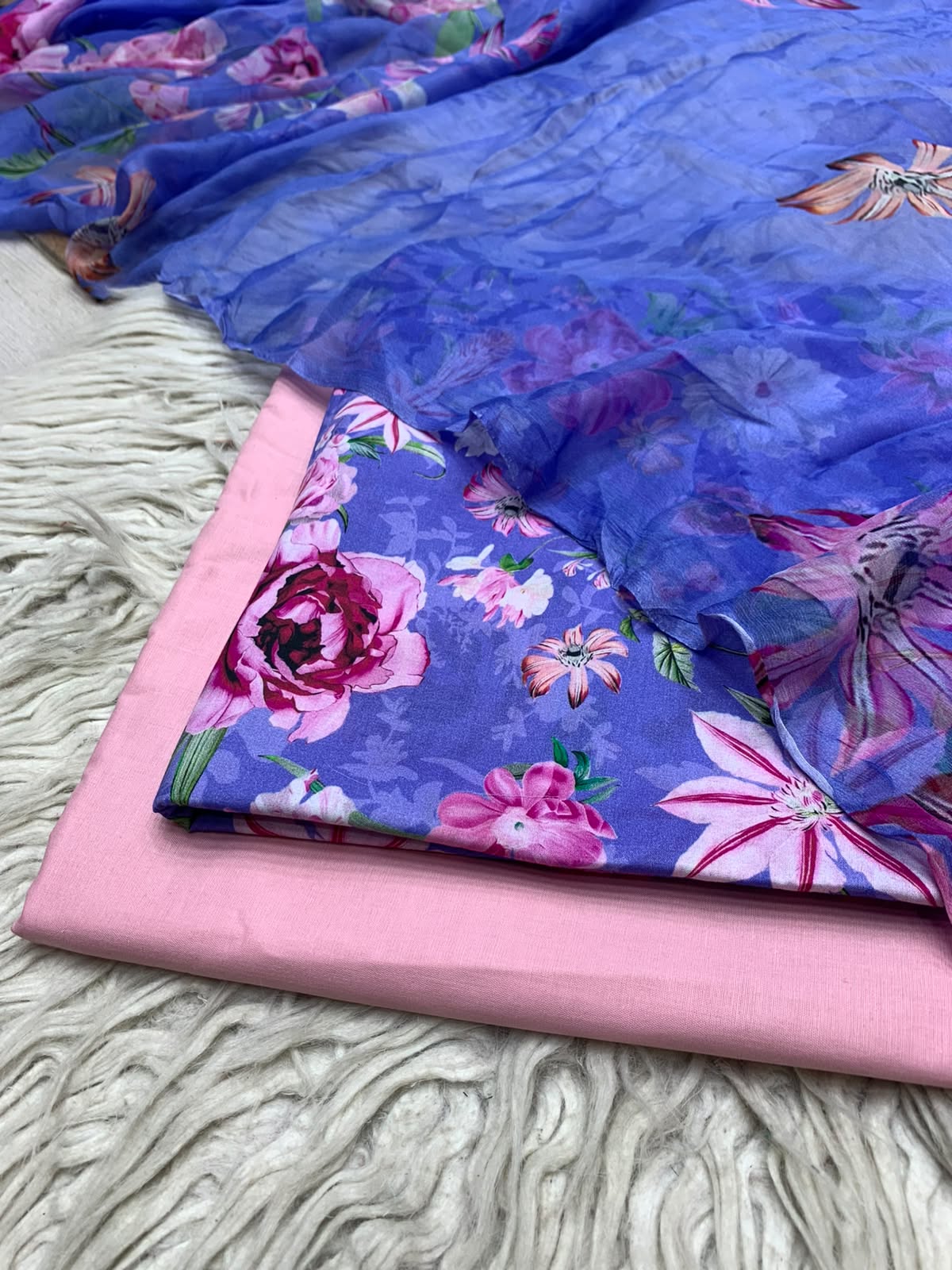 90x88 3Pc Premium Lawn Suit Vol-0020