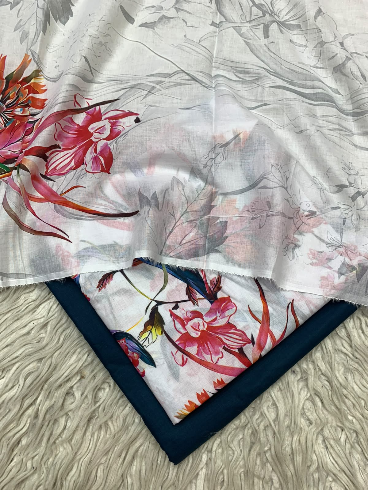 90x88 3Pc Premium Lawn Suit Vol-0020