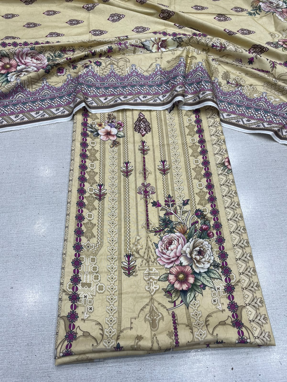 2Pc Staple Kameez & Dupatta Unstitched 63