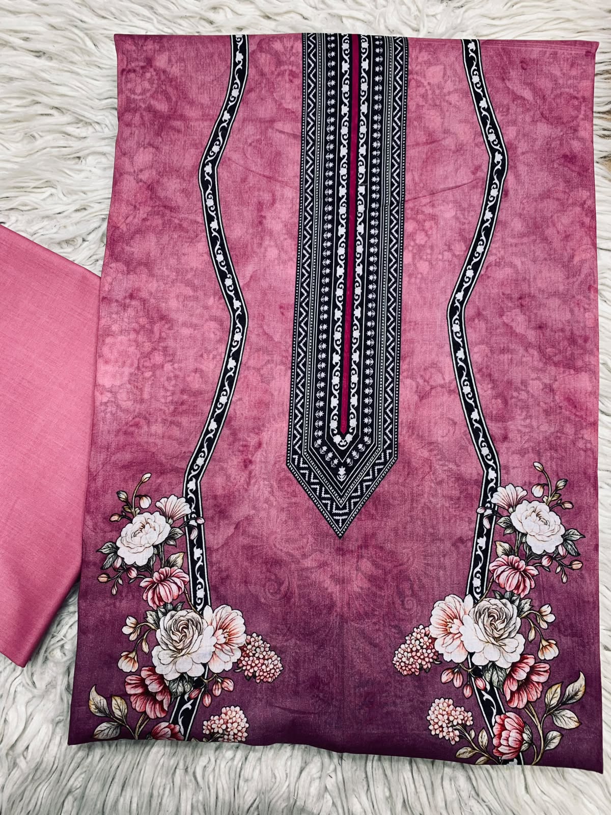 2Pc Printed Lawn Unstitched Suit 68