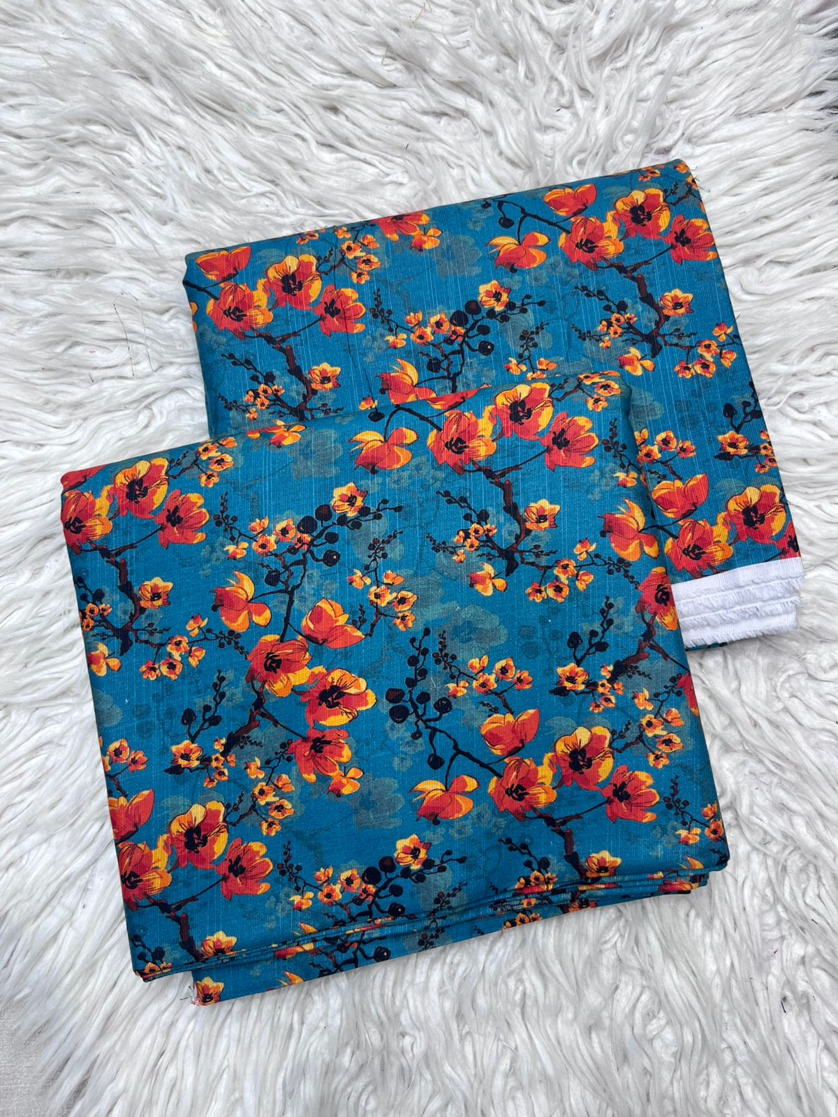 2Pc Chamki Khaddar Allover Suit - 0091