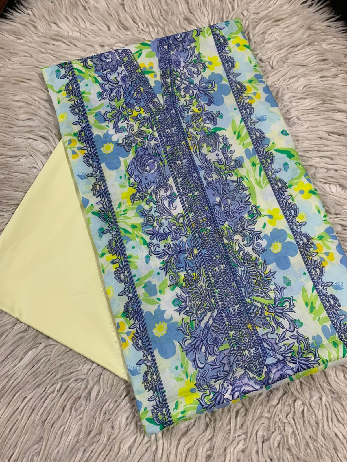2Pc Lawn Digital Printed Suit 71