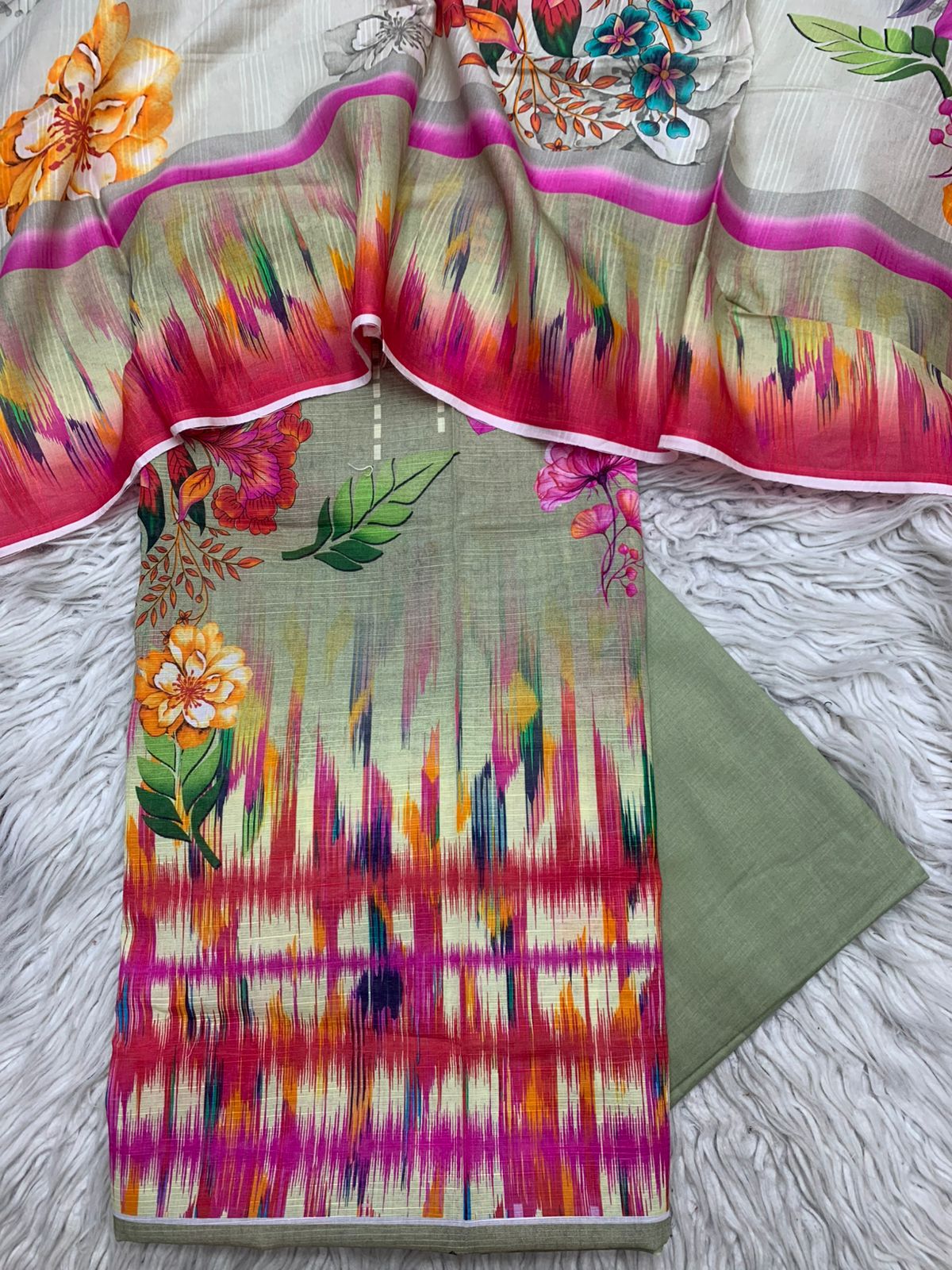 3Pc Crizma Lawn Bana Dora  Vol-298