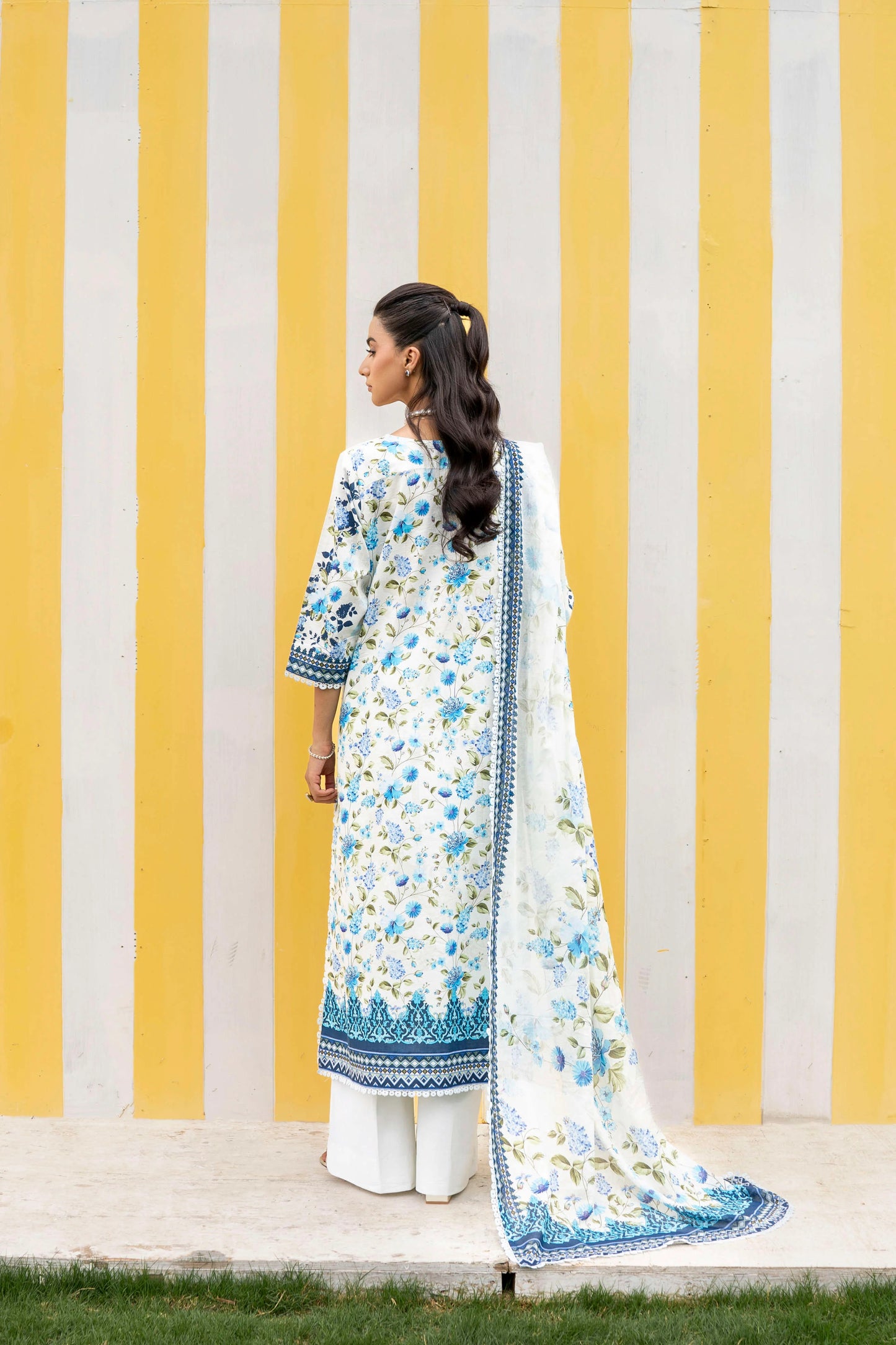 Firdous - Printed - Lawn Kameez & Touser- 2pc - D926