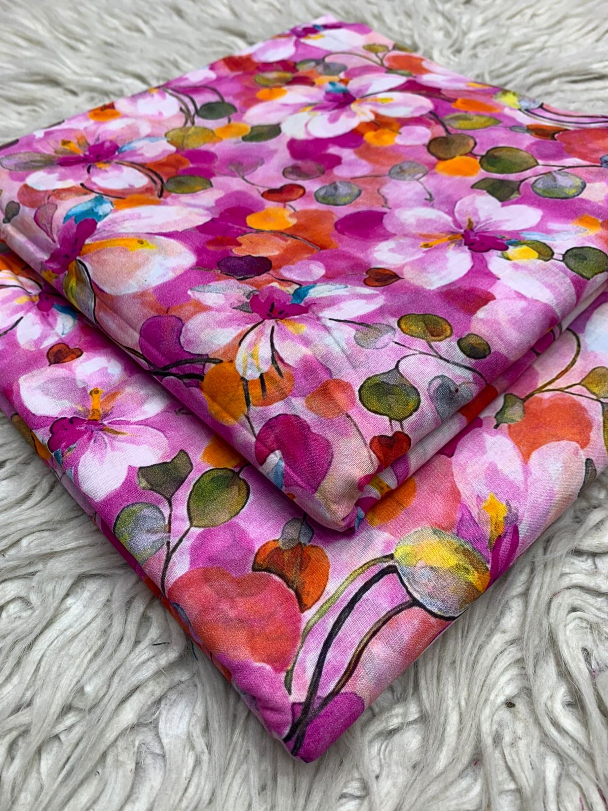 2Pc Lawn Digital Printed Suit 582