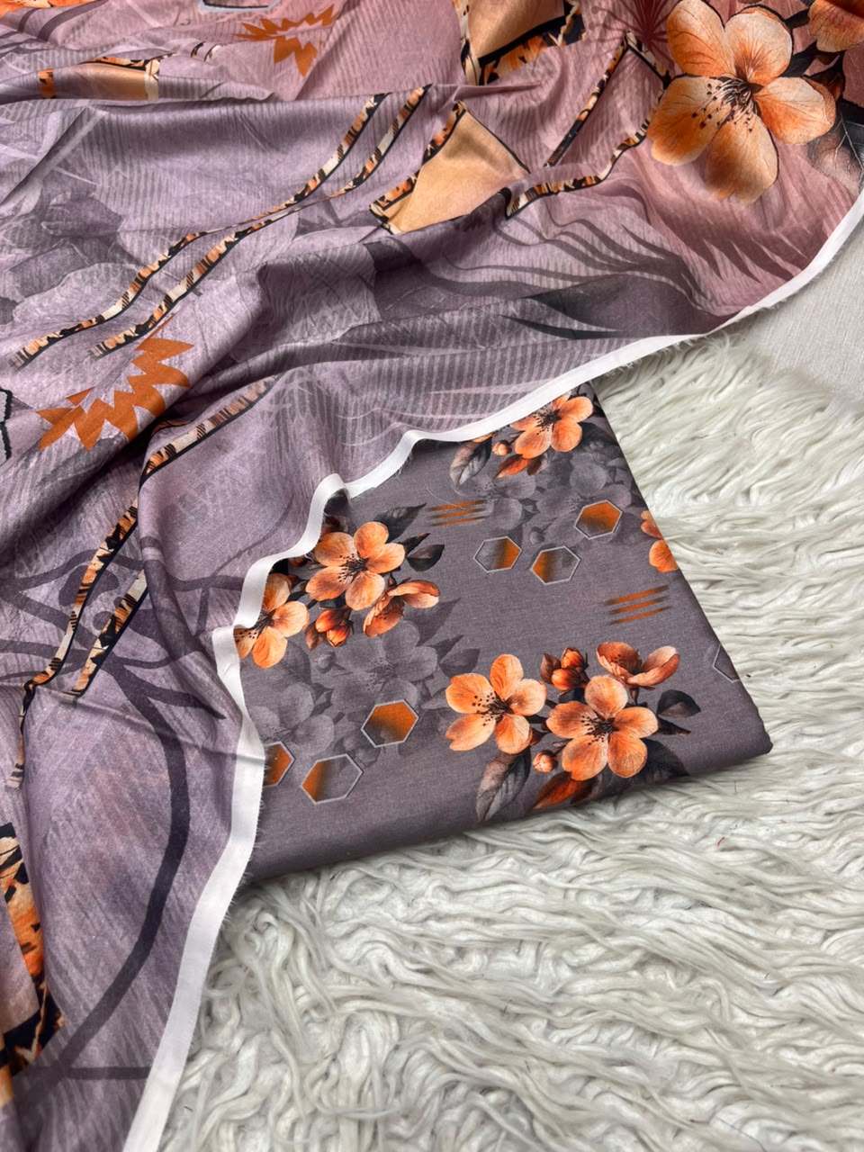 3Pc Same Digital Printed Lawn Suit 15
