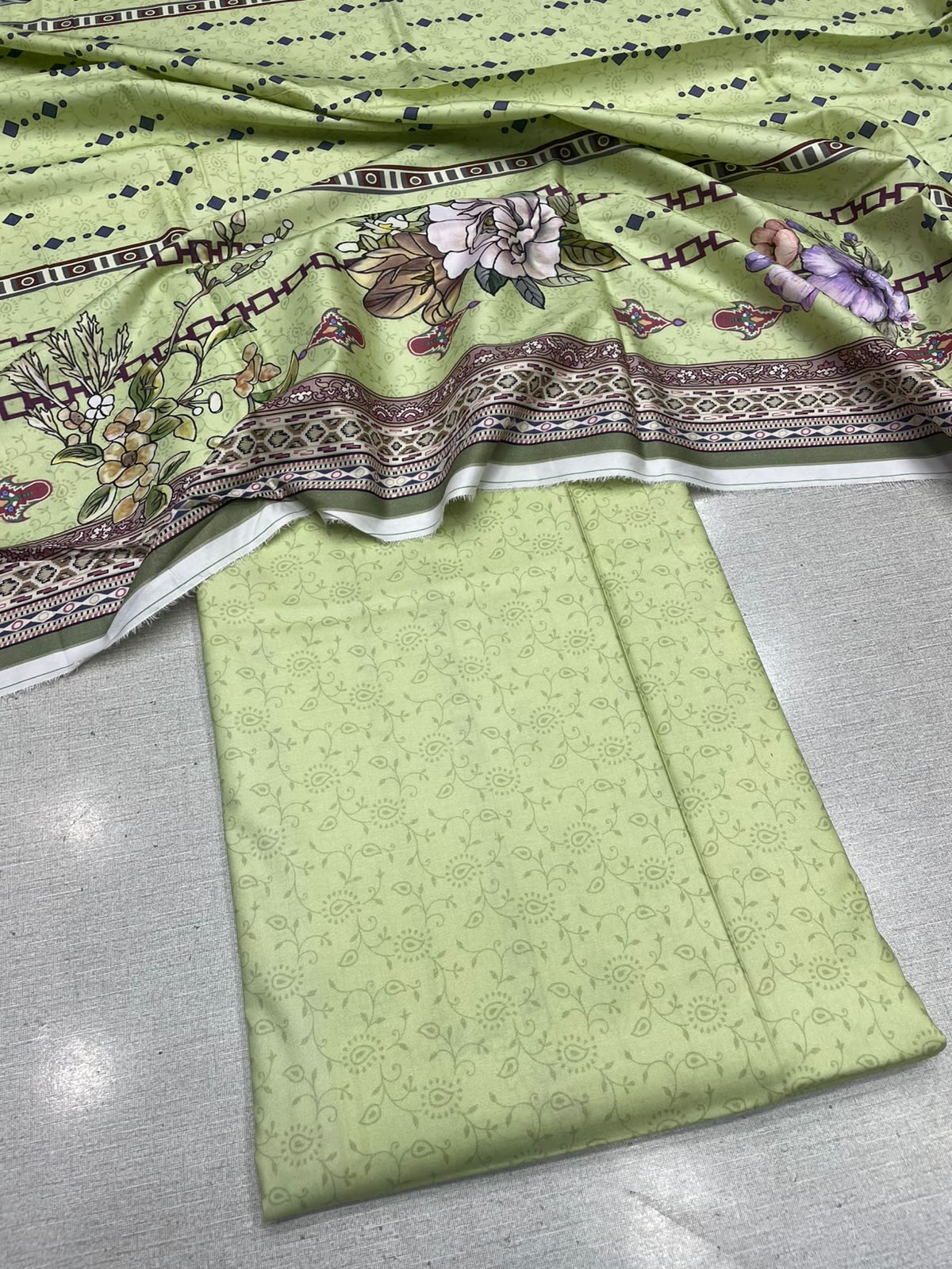 2Pc Staple Kameez & Dupatta Unstitched 63