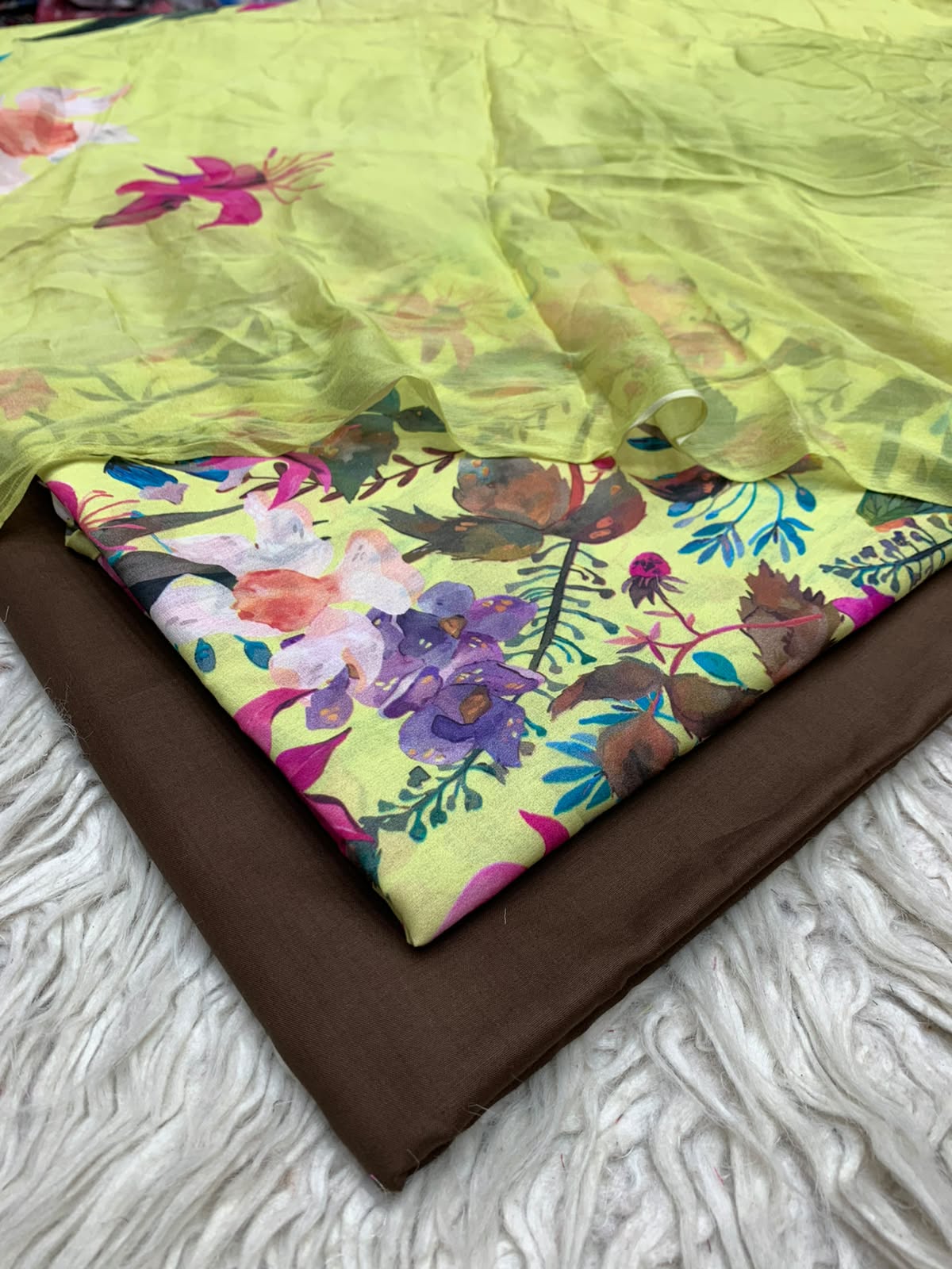 90x88 3Pc Premium Lawn Suit Vol-0020