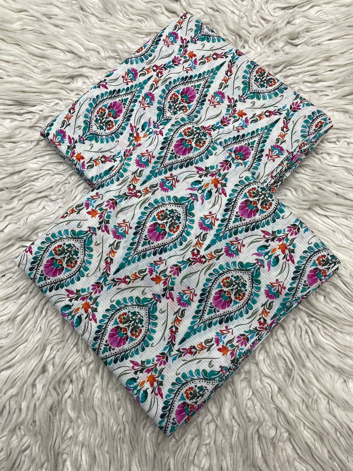 2Pc Chamki Lawn Digital Printed Suit Vol-532