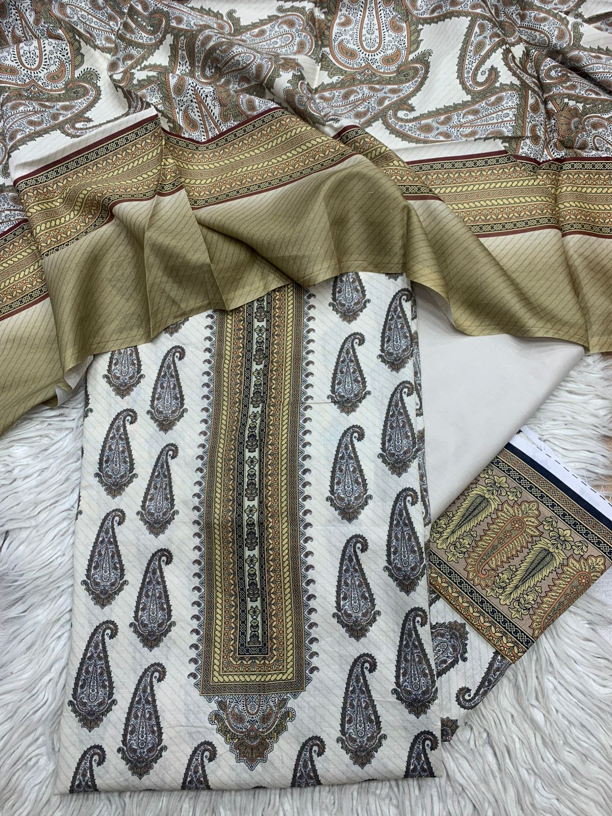 Firdous - Printed - Lawn - 3Pc - Vol-706