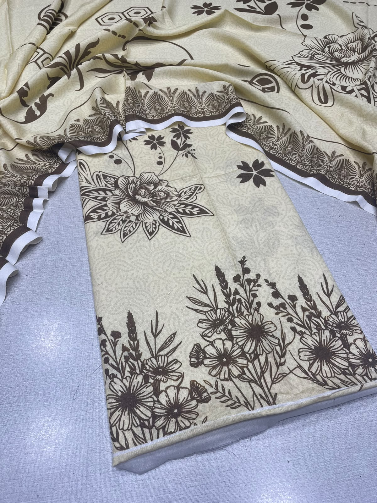 2Pc Karandi Kameez & Dupatta Unstitched Suit 66