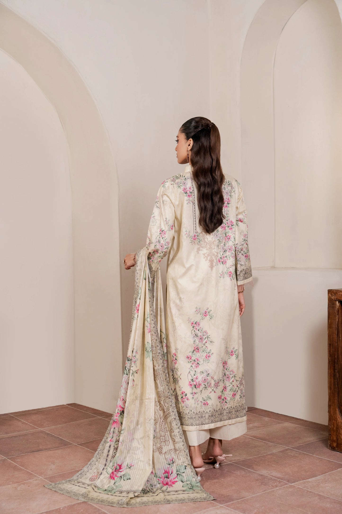 3Pc Firdous Cambric Printed Suit - D746