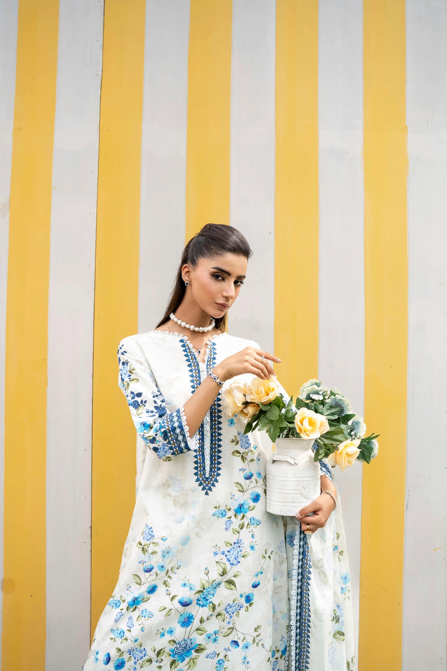 Firdous - Printed - Lawn Kameez & Touser- 2pc - D926