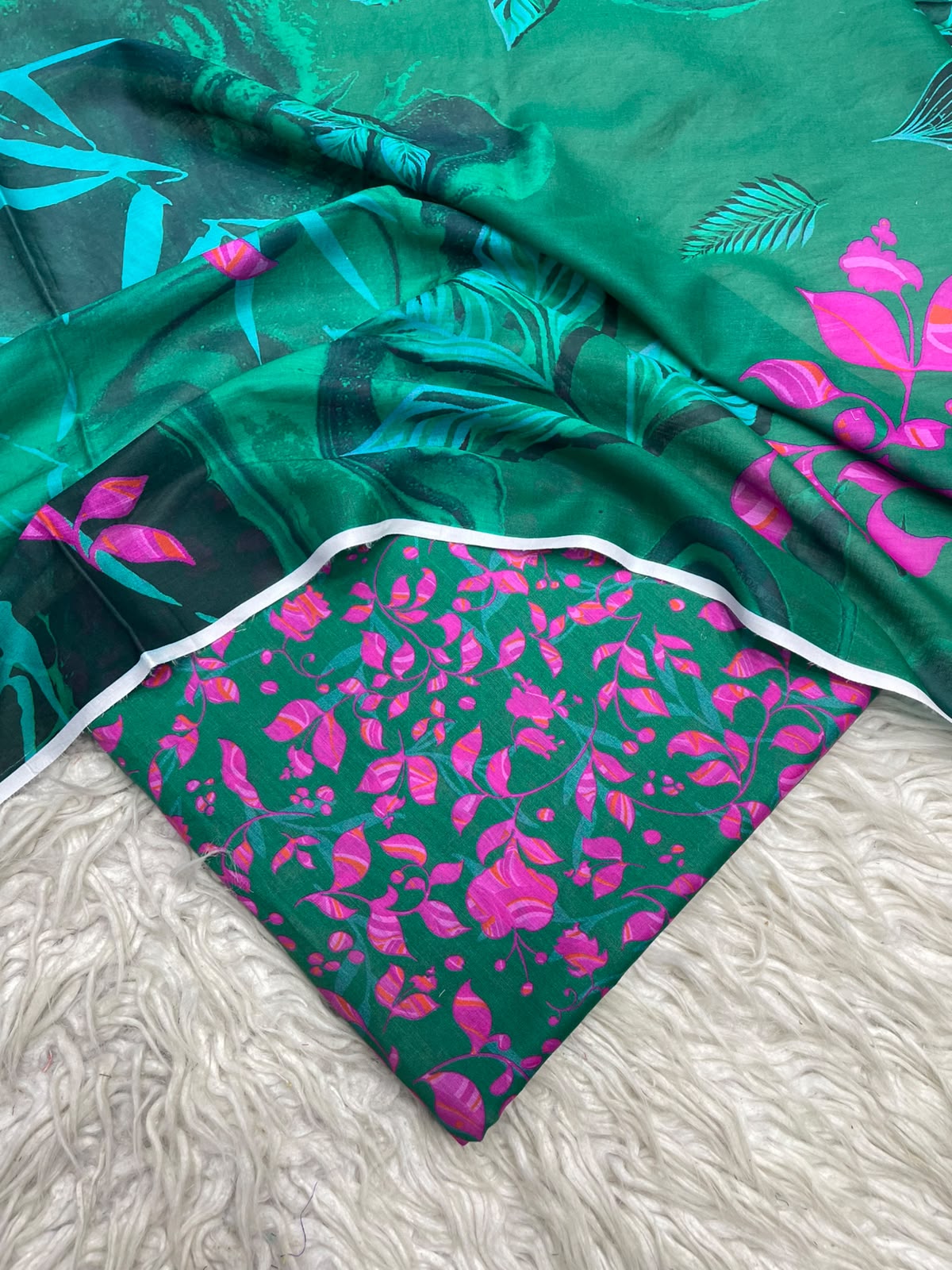3Pc Same Digital Printed Lawn Suit 15