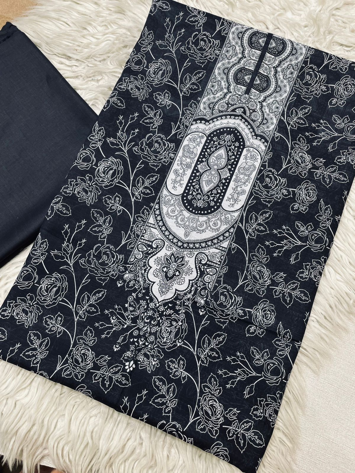 2Pc Bin Noor Fab Lawn Kameez & Dyed Trouser Suit Vol-63