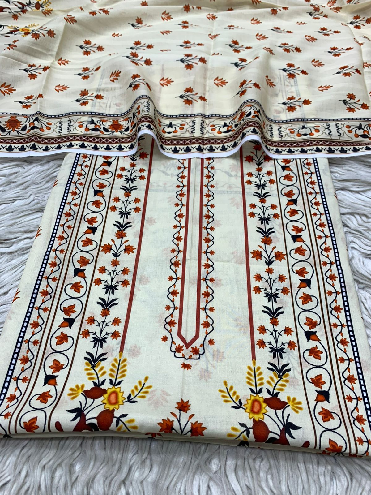 2Pc Bin Noor Fab Lawn Kameez & Dupatta 64