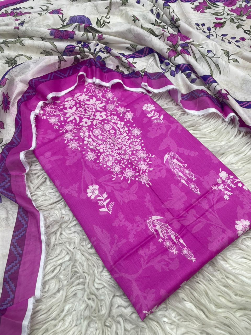 2Pc Sapphire Lawn Kameez & Duppata 3204