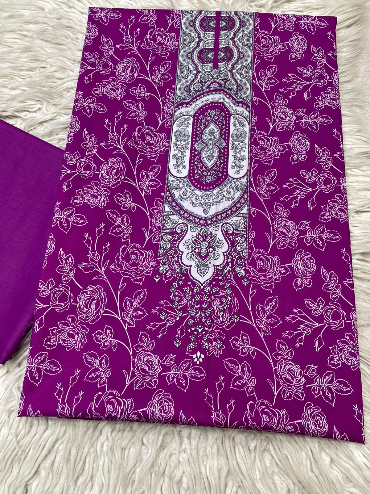 2Pc Bin Noor Fab Lawn Kameez & Dyed Trouser Suit Vol-50