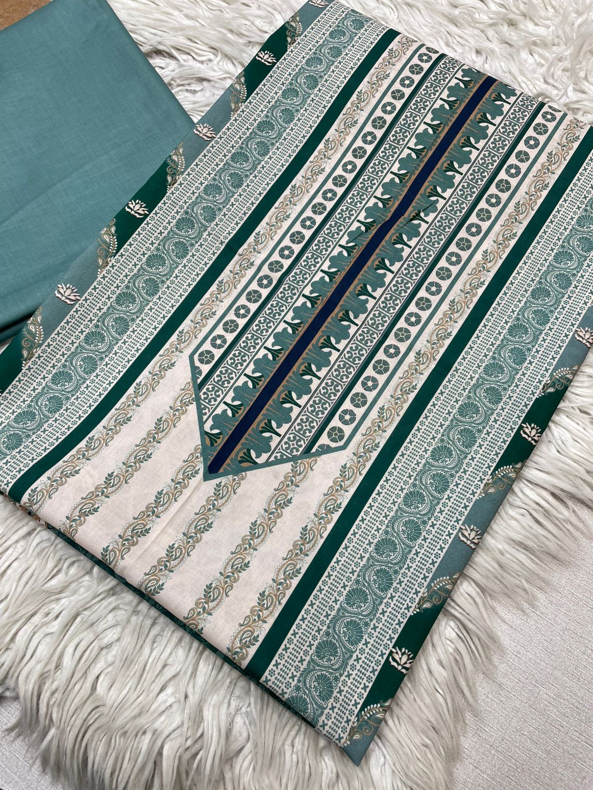 2Pc Bin Noor Fab Lawn Kameez & Dyed Trouser Suit Vol-63