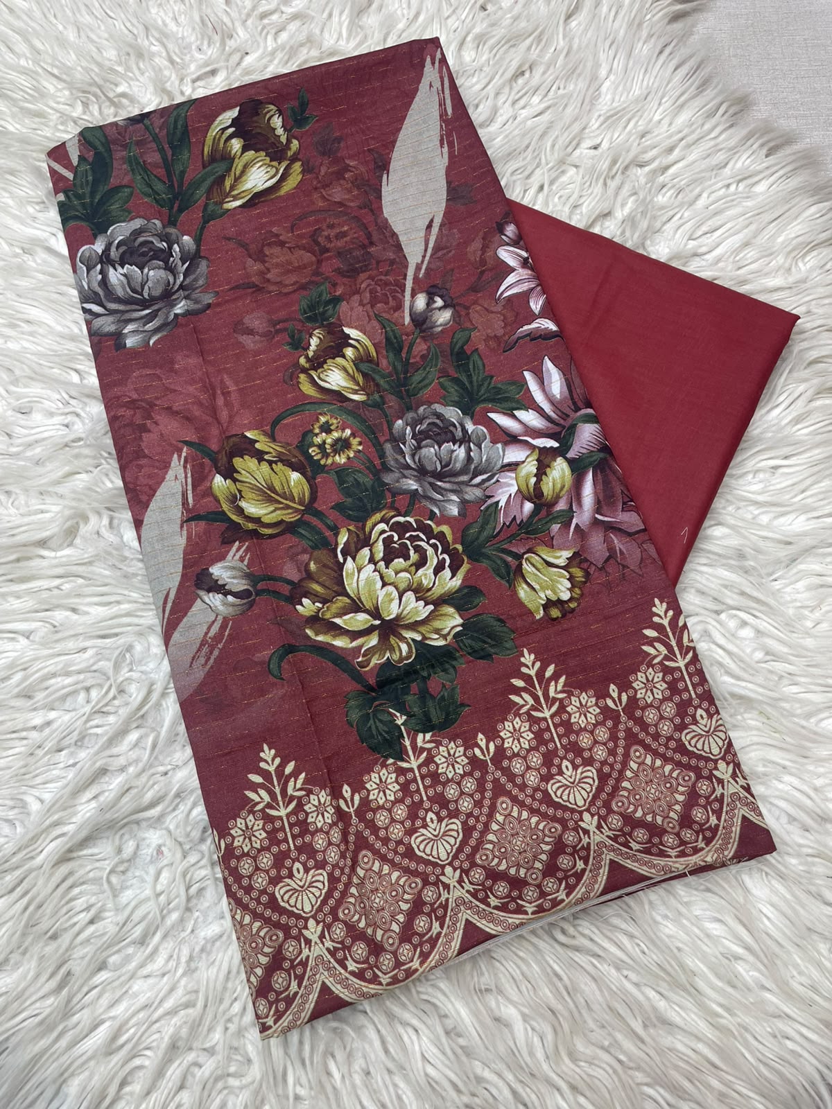 2Pc Printed Lawn Unstitched Suit 1250