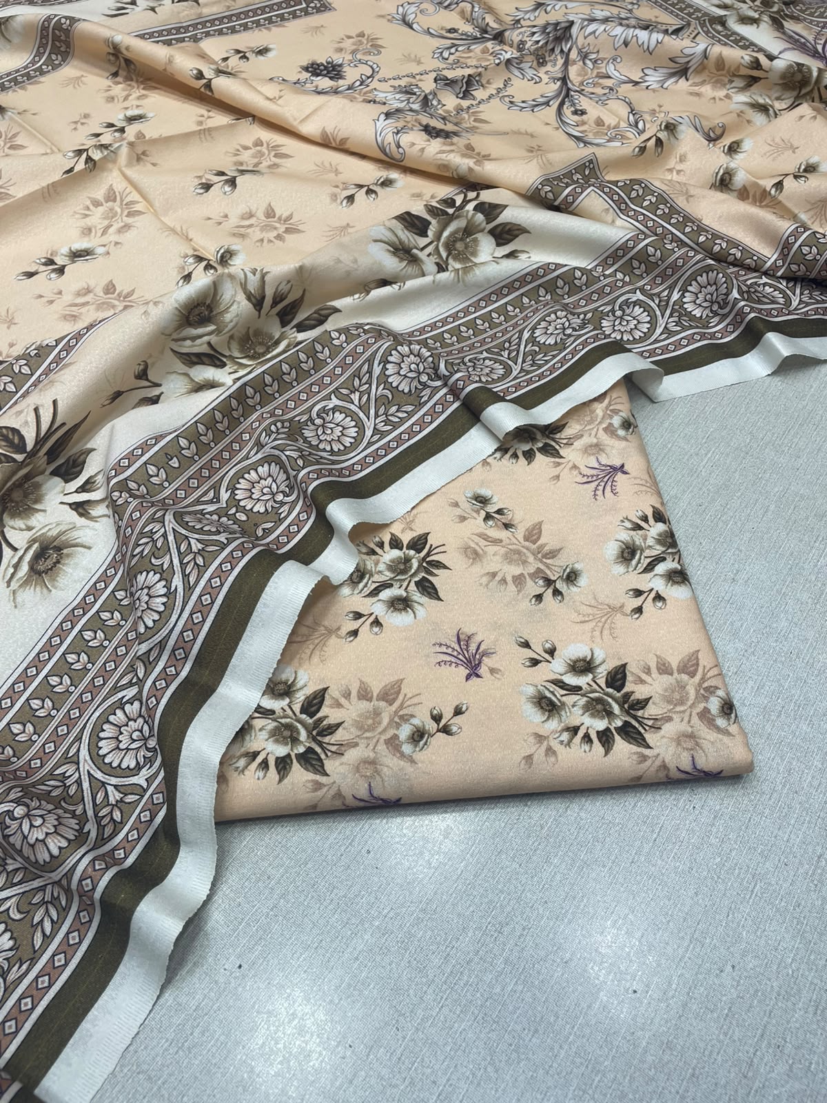 2Pc Karandi Kameez & Dupatta Suits 65
