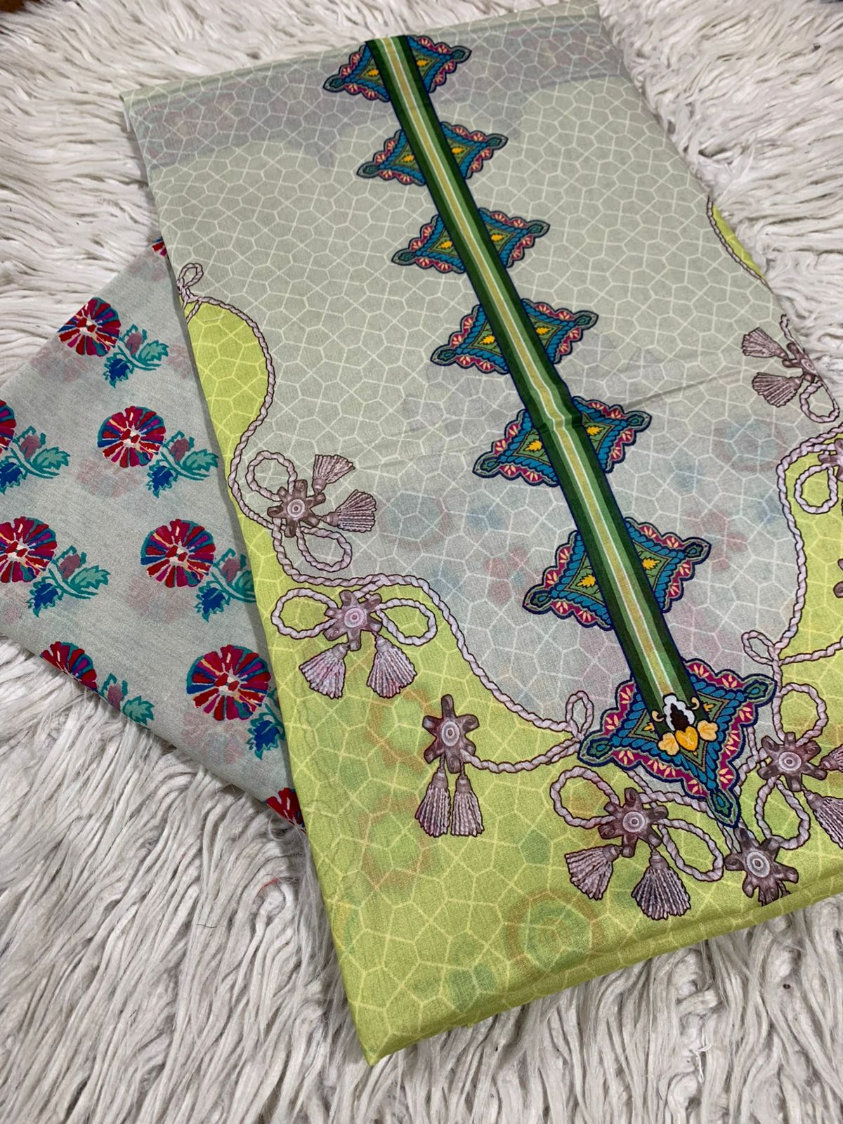 2Pc Lawn Digital Printed Suit 3234