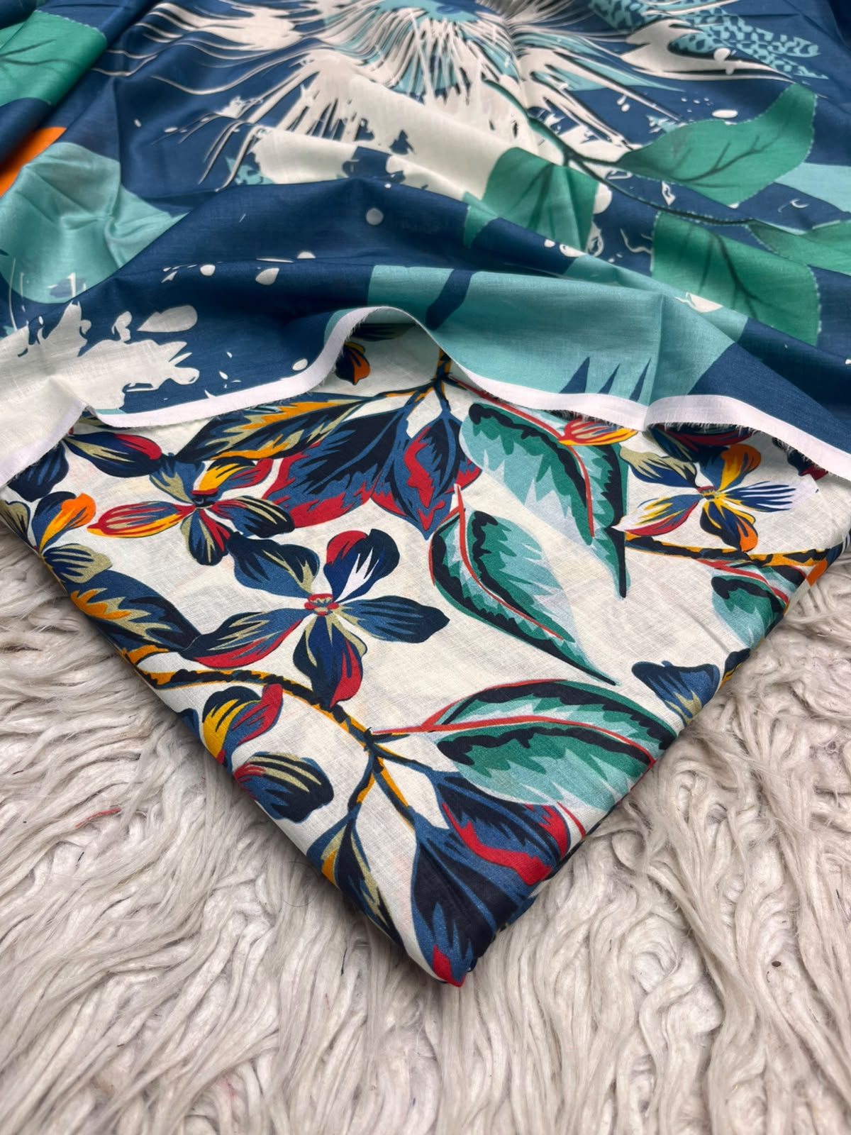 3Pc Same Digital Printed Lawn Suit 15