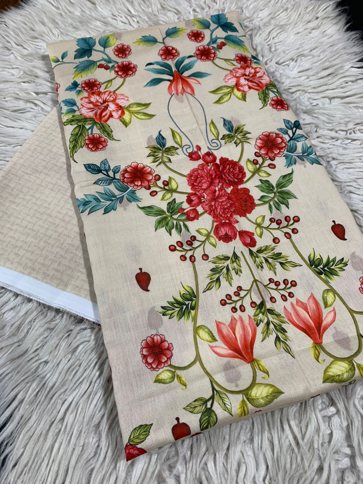 2Pc Lawn Digital Printed Suit 3234