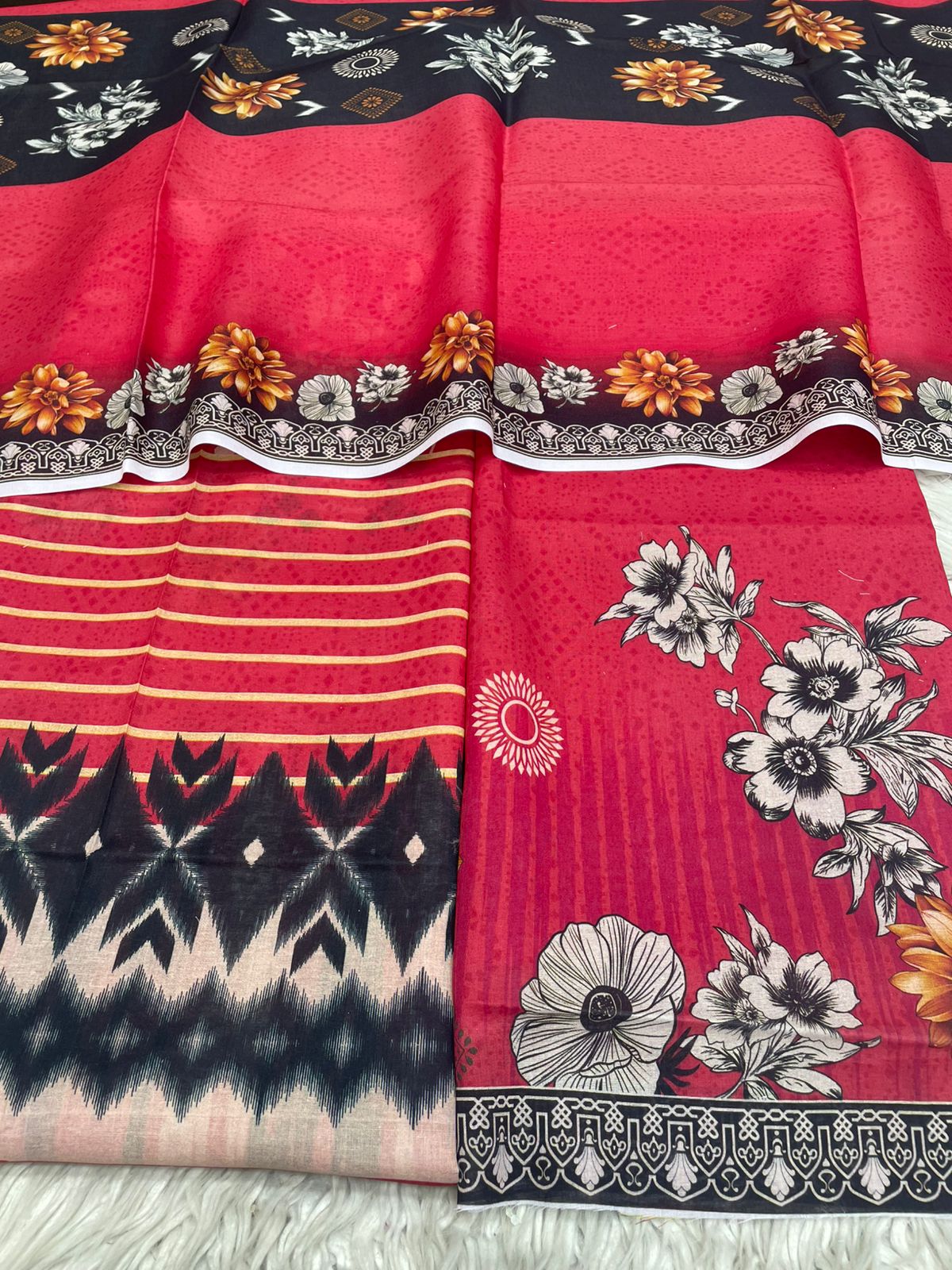 2Pc  Civic Lawn Kameez & Dupatta Vol-3200