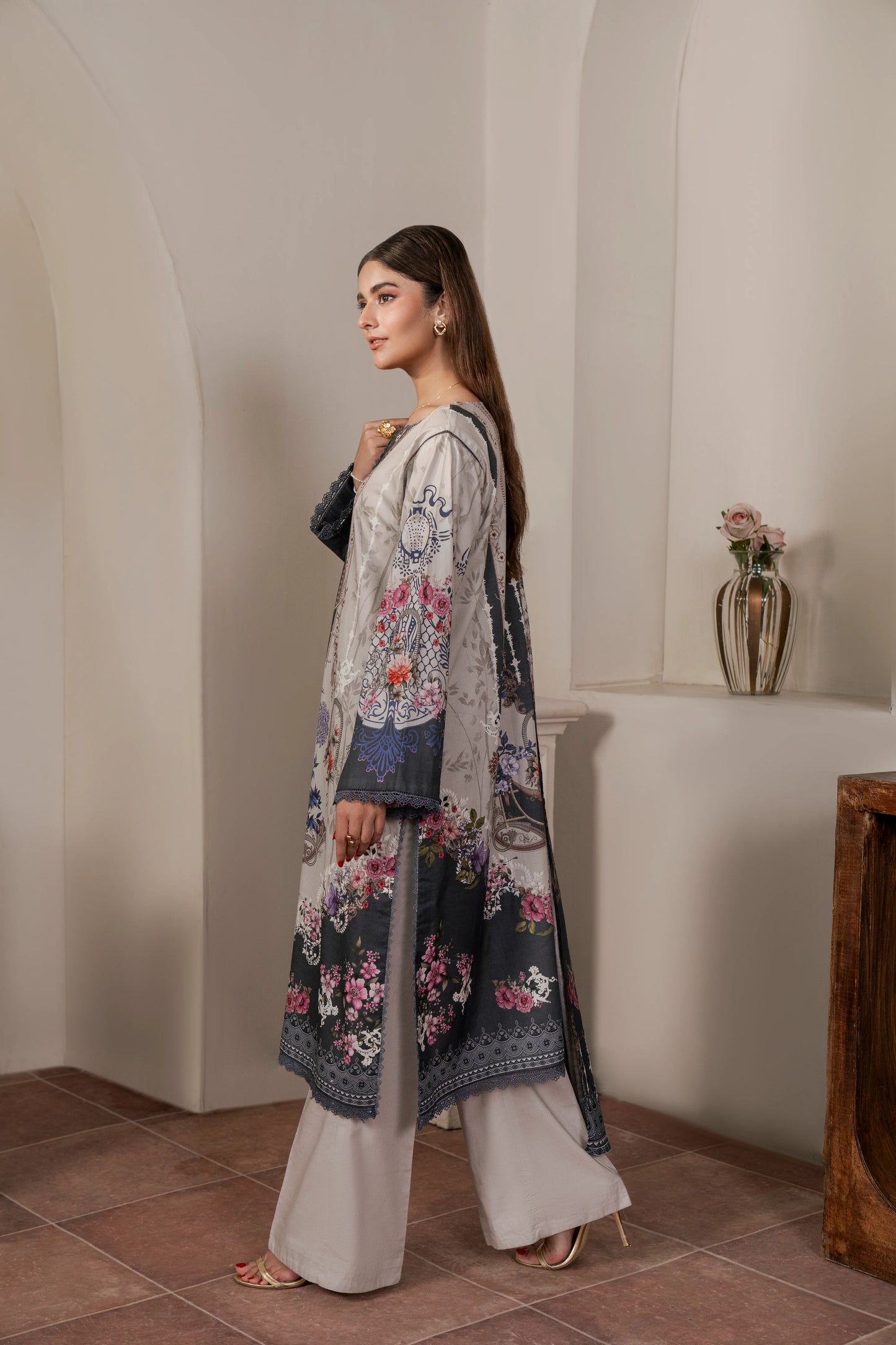 3Pc Firdous Cambric Printed Suit - D754