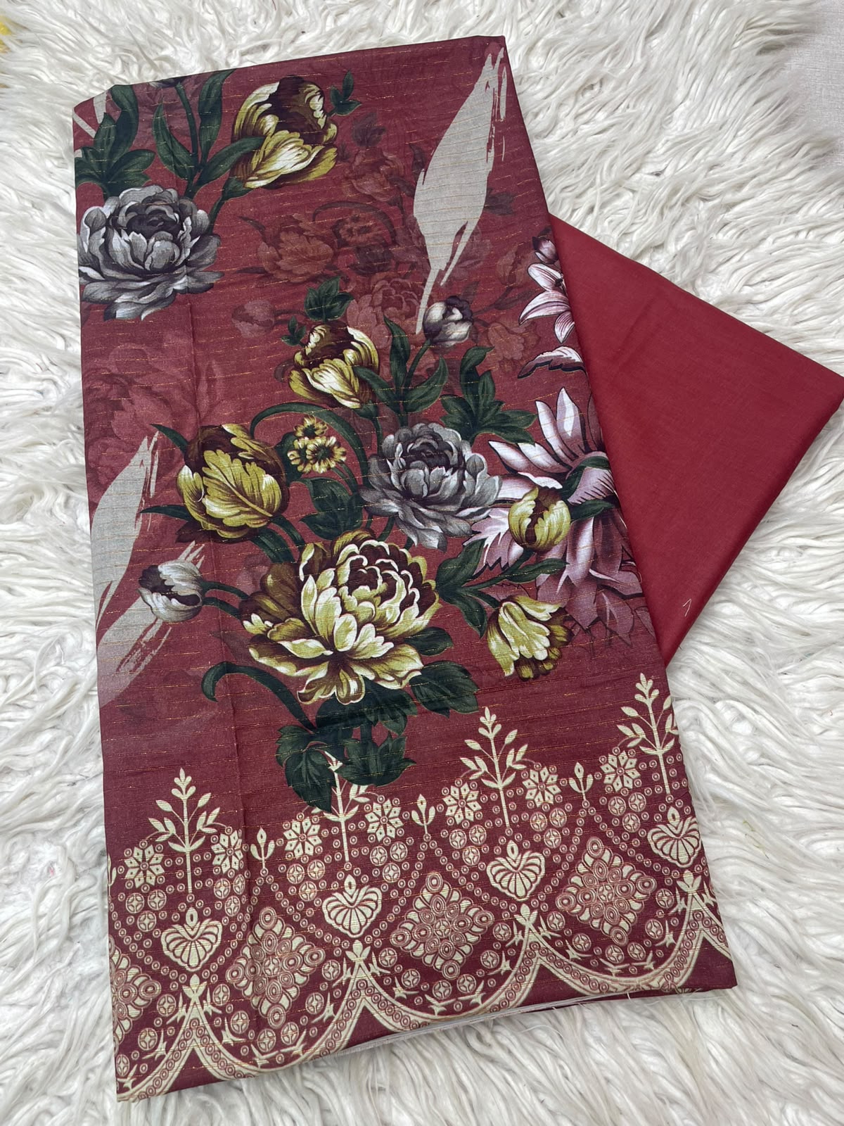 2Pc Printed Lawn Unstitched Suit 1250
