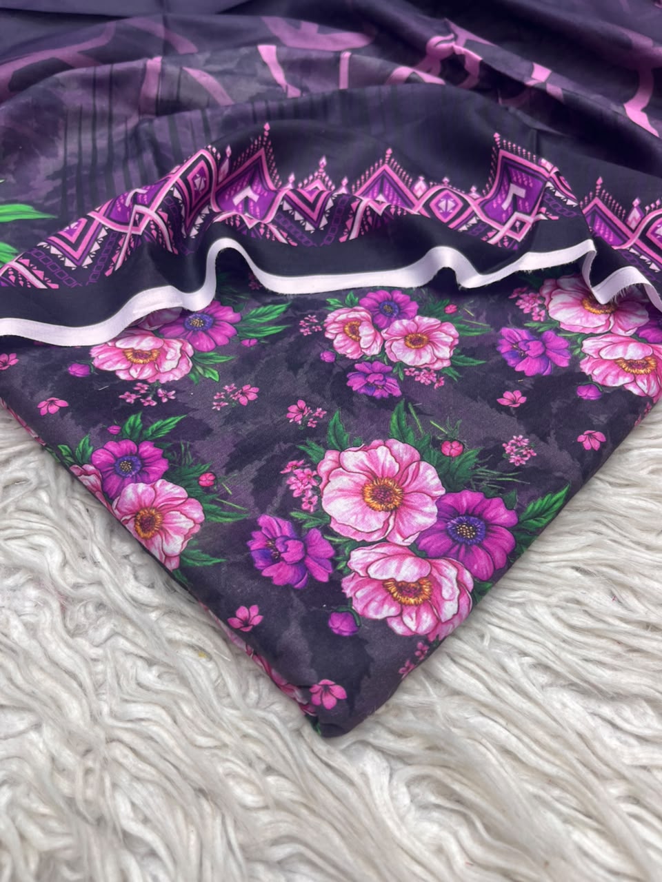 3Pc Same Digital Printed Lawn Suit 15