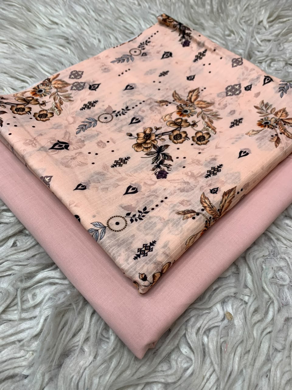 2Pc Printed Lawn Unstitched Suit 0180