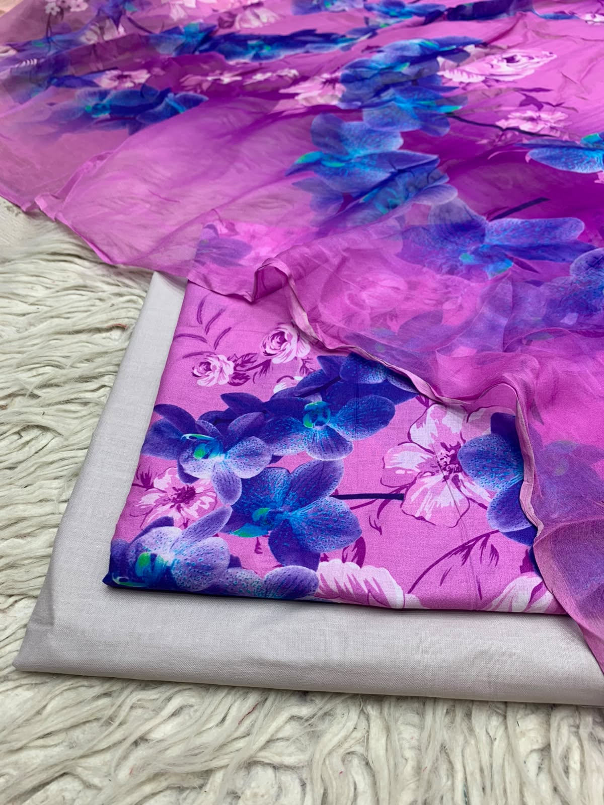 90x88 3Pc Premium Lawn Suit 0020