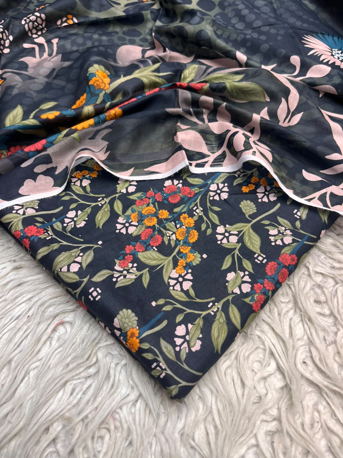 3Pc Same Digital Printed Lawn Suit 15