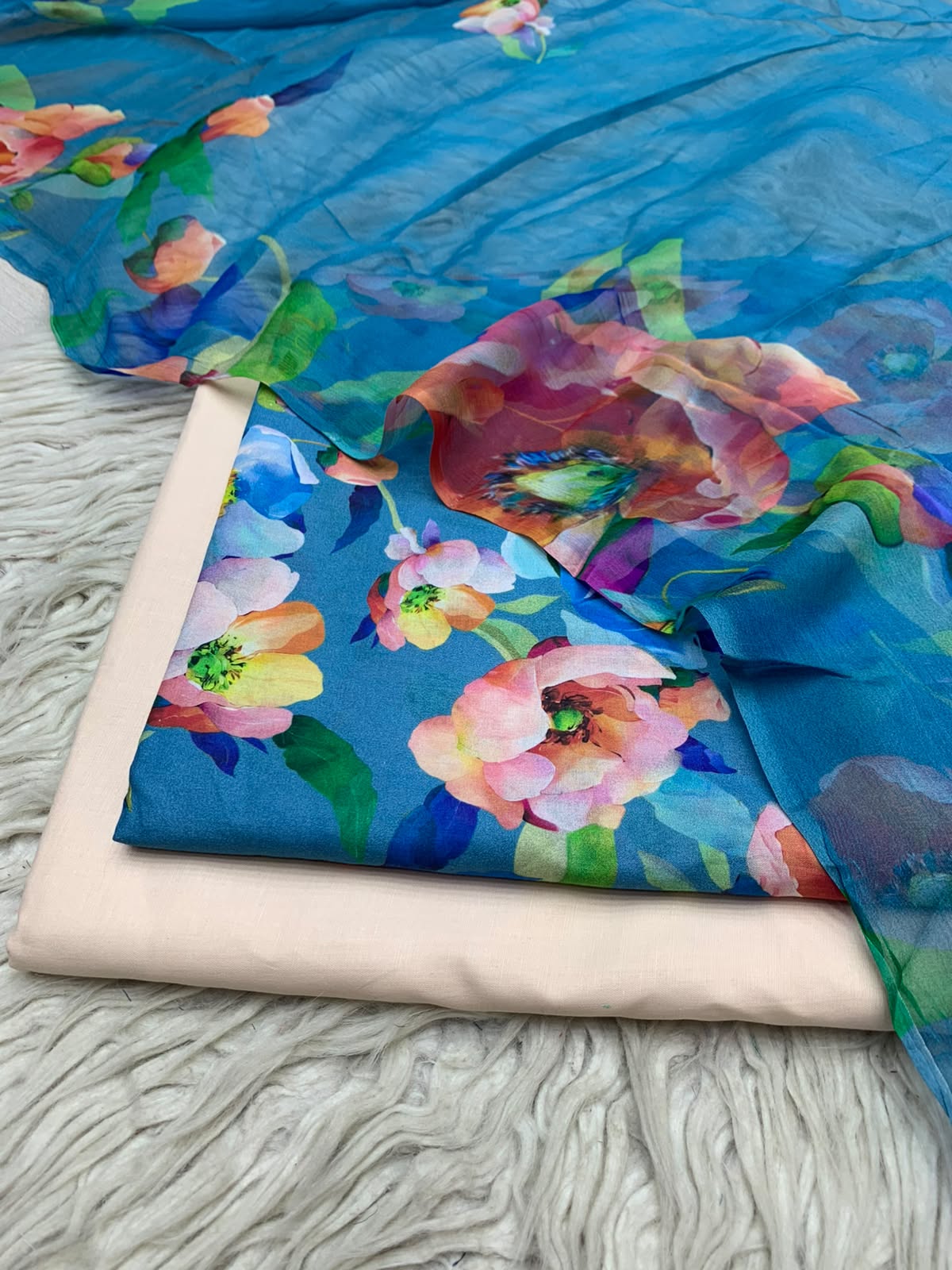90x88 3Pc Premium Lawn Suit Vol-0020
