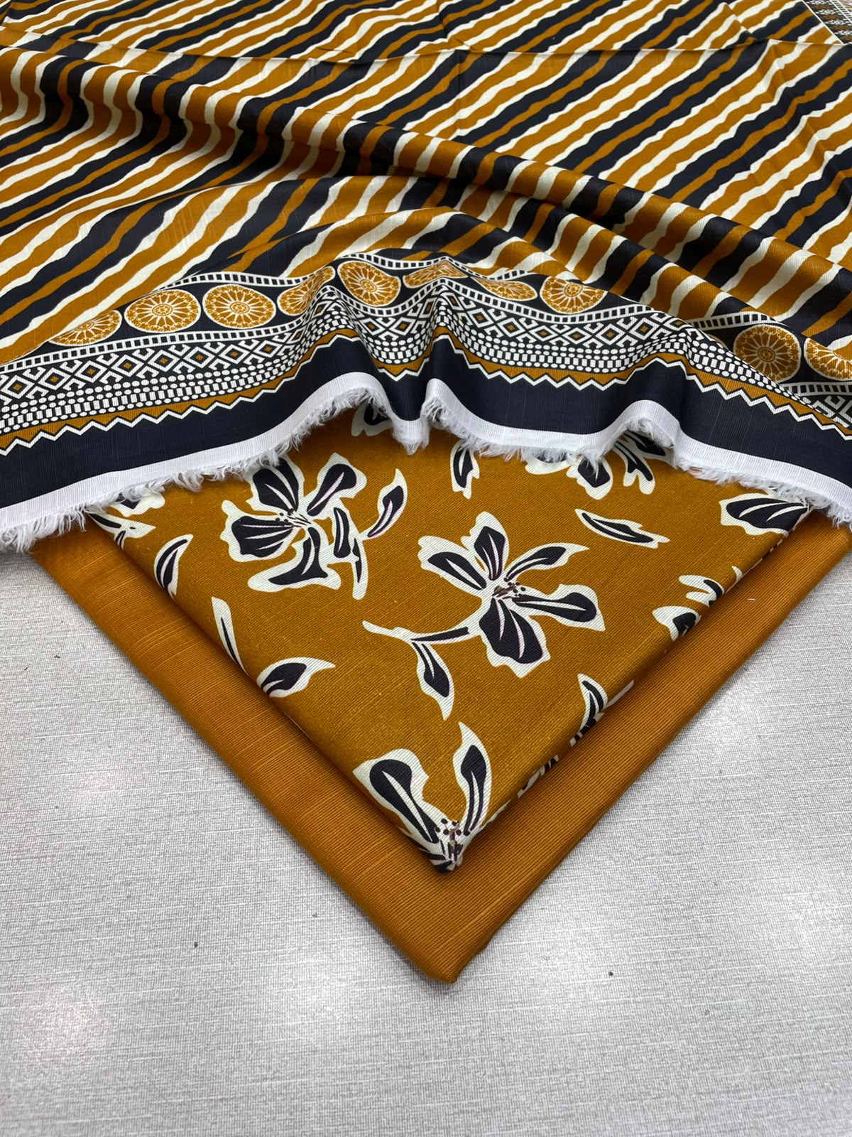 3Pc Slub Khaddar Unstitched Suit 25