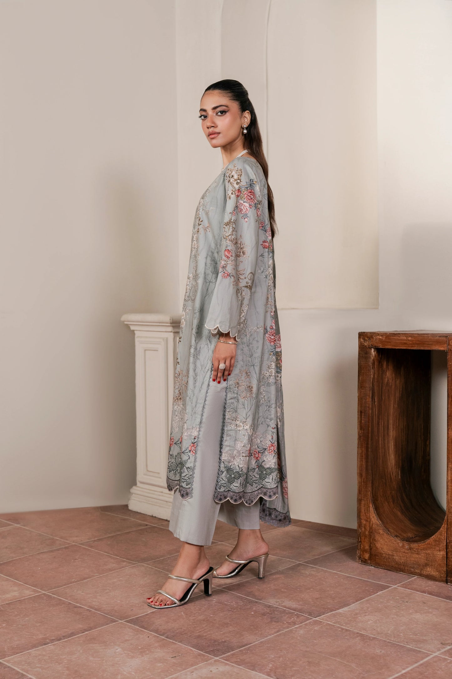 3Pc Firdous Cambric Printed Suit - D755