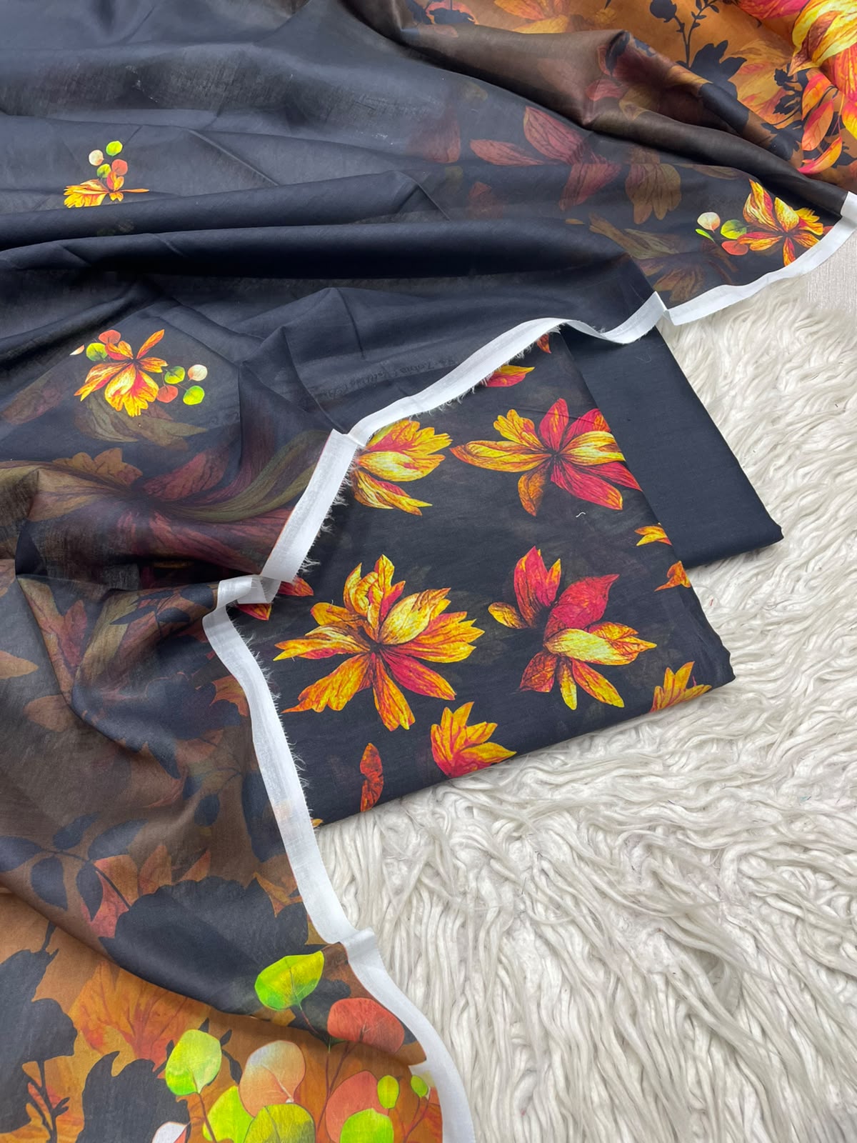 3Pc Zobia Lawn Unstitched Suit 29