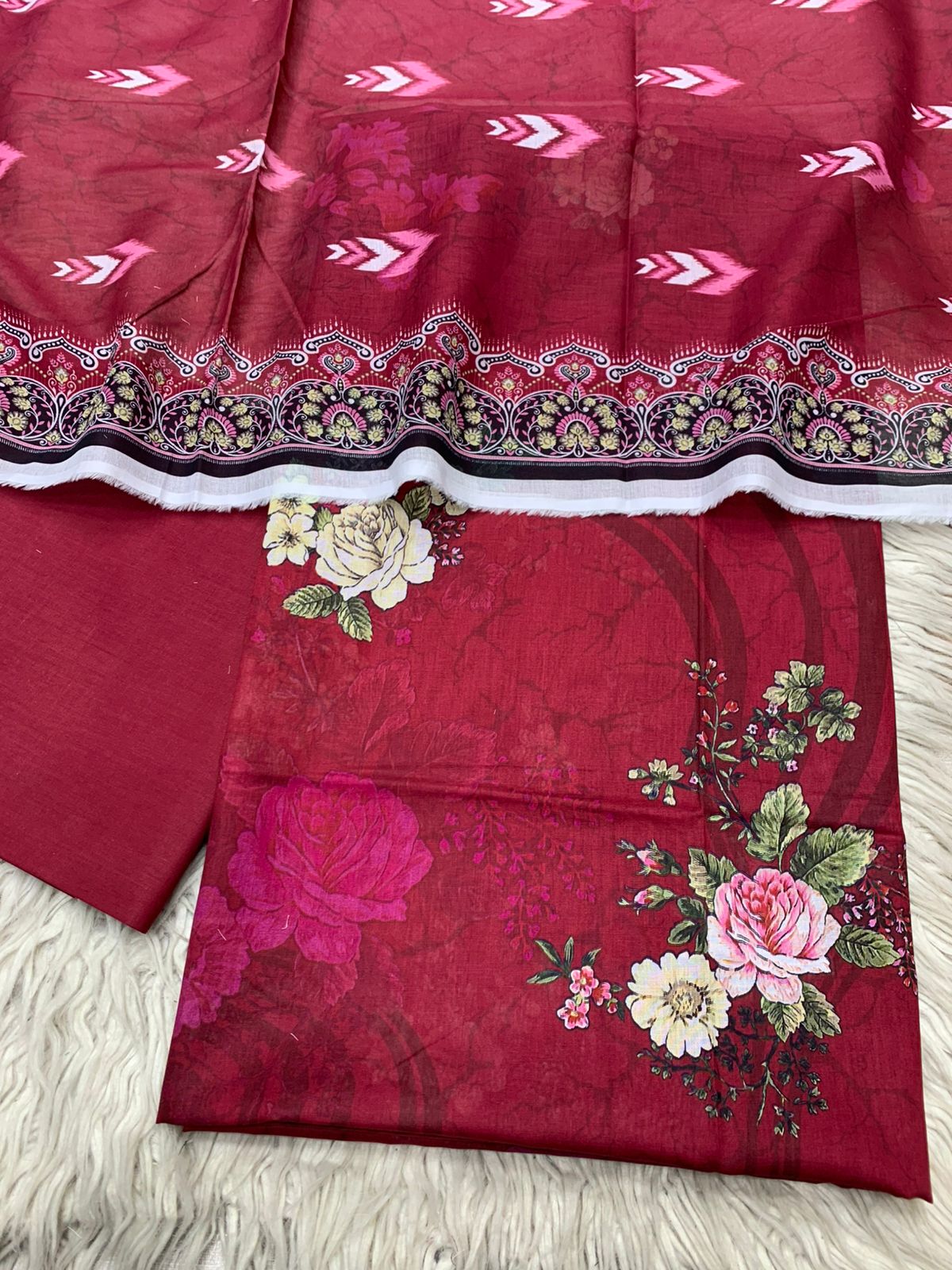 3Pc Sapphire Lawn Digital Printed Unstitched Suit Vol-0201