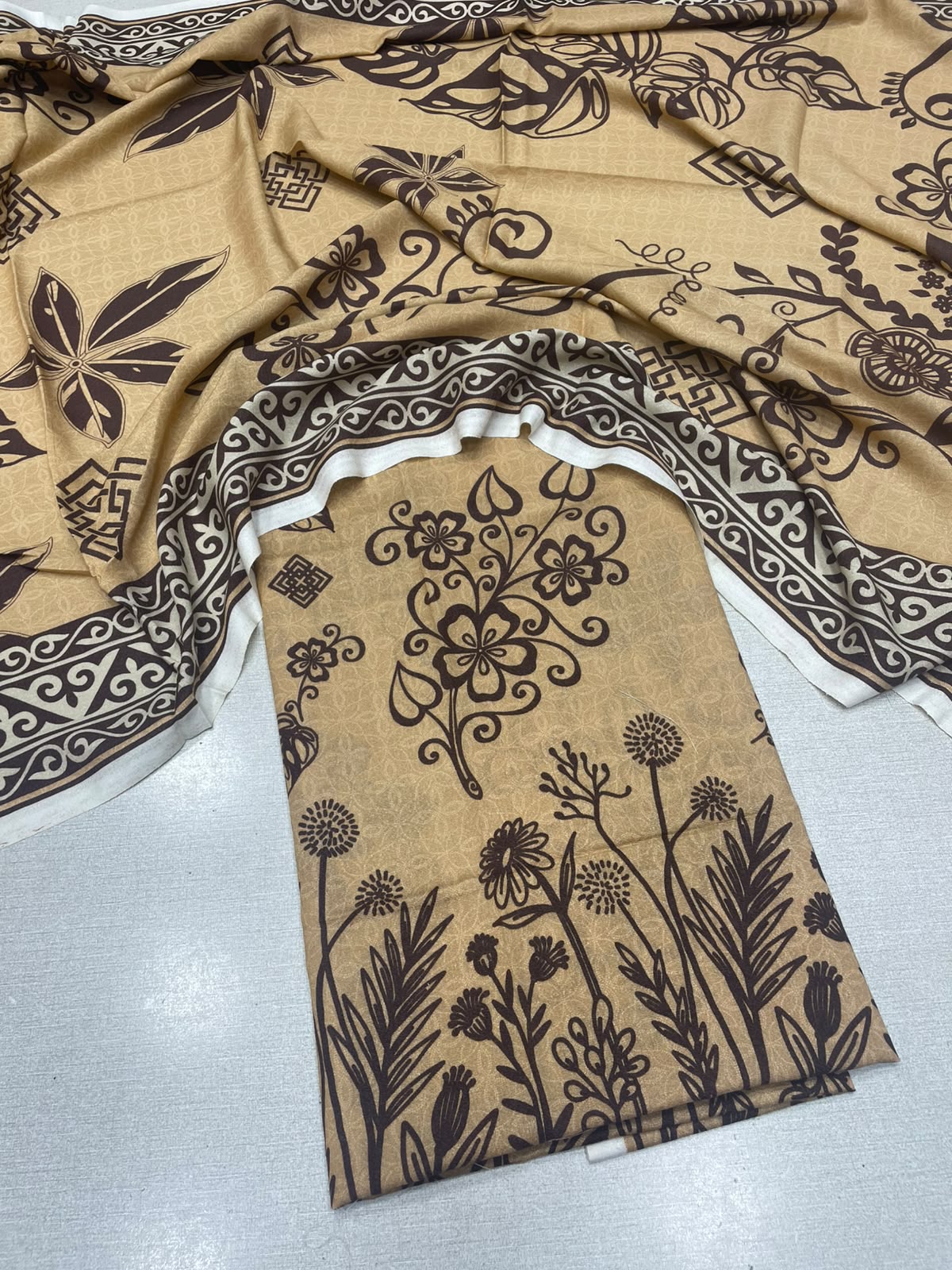 2Pc Karandi Kameez & Dupatta Unstitched Suit 66