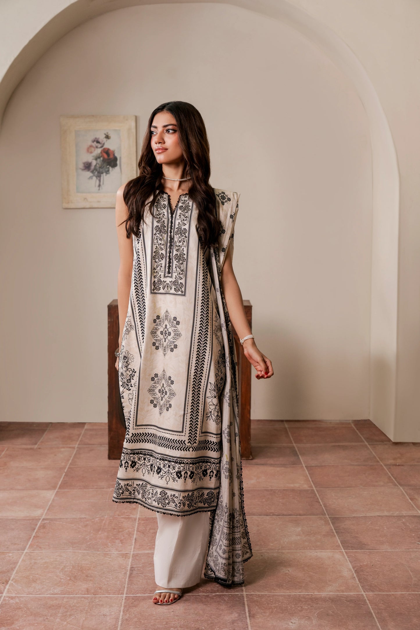 3Pc Firdous Cambric Printed Suit - D744