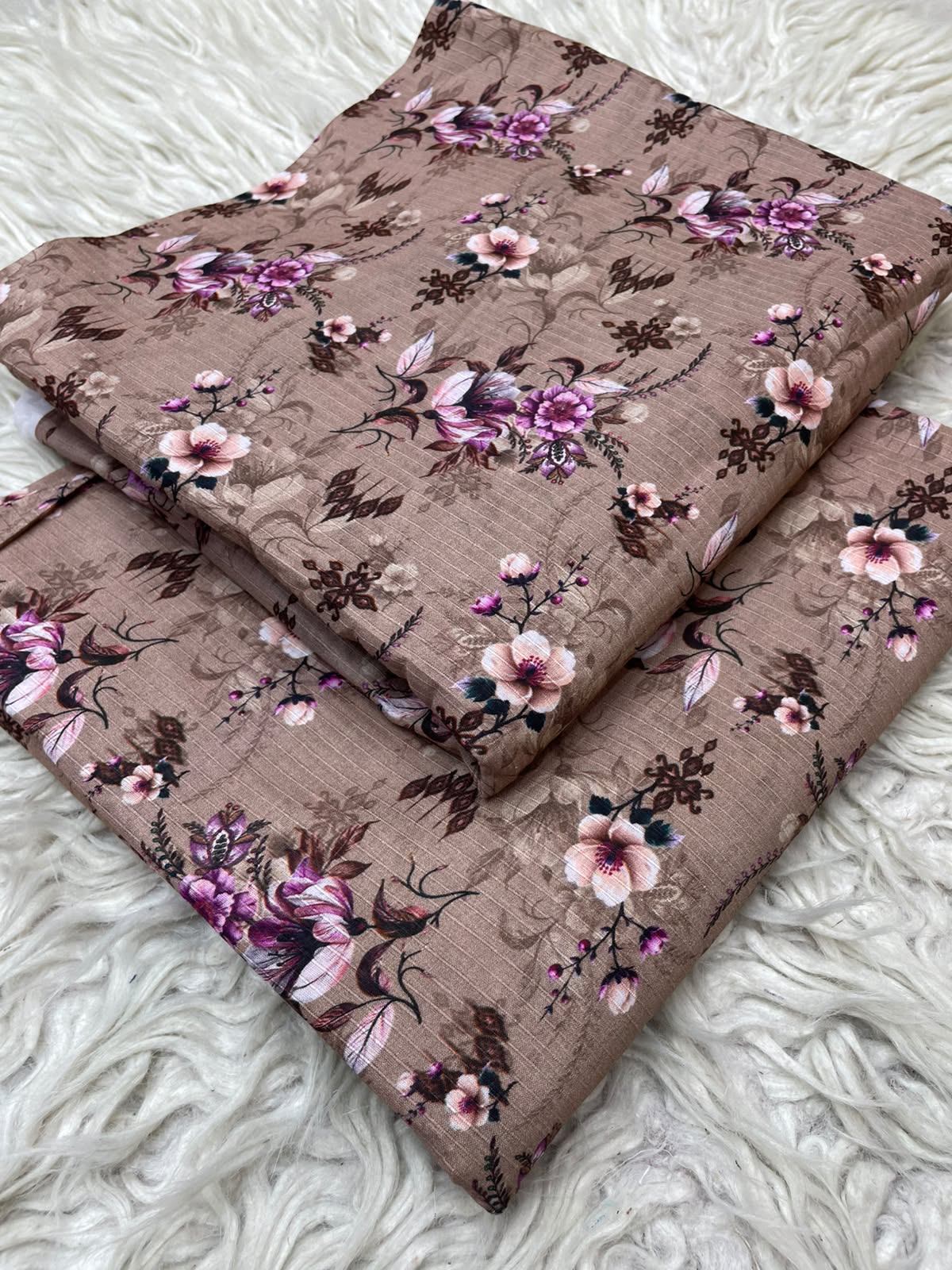 2Pc Same Printed Lawn Suit 495