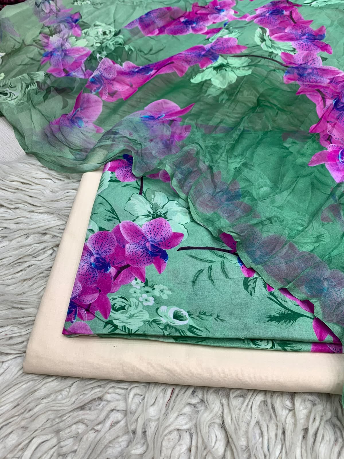90x88 3Pc Premium Lawn Suit Vol-0020