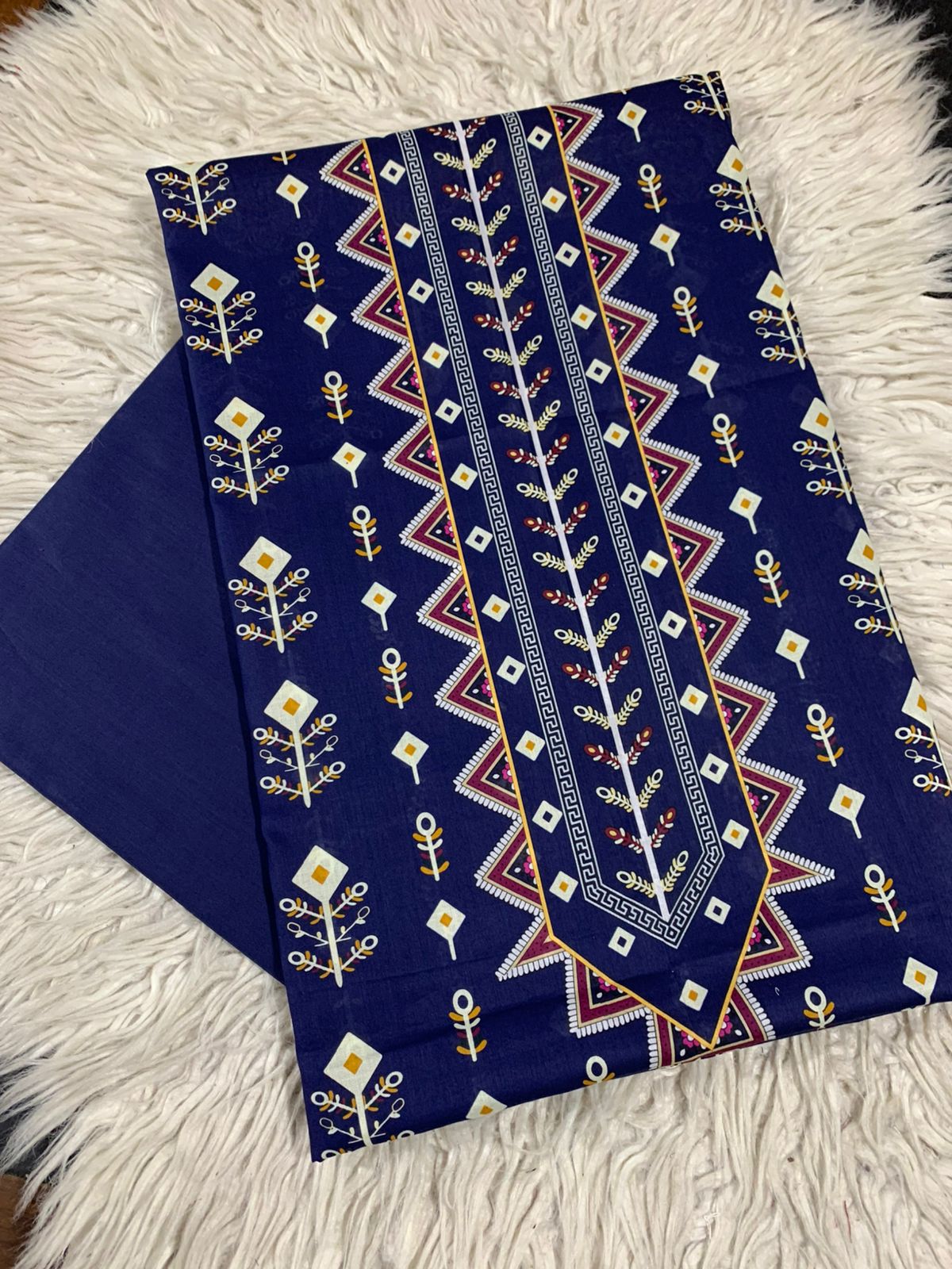 2Pc Lawn Digital Printed Suit 71