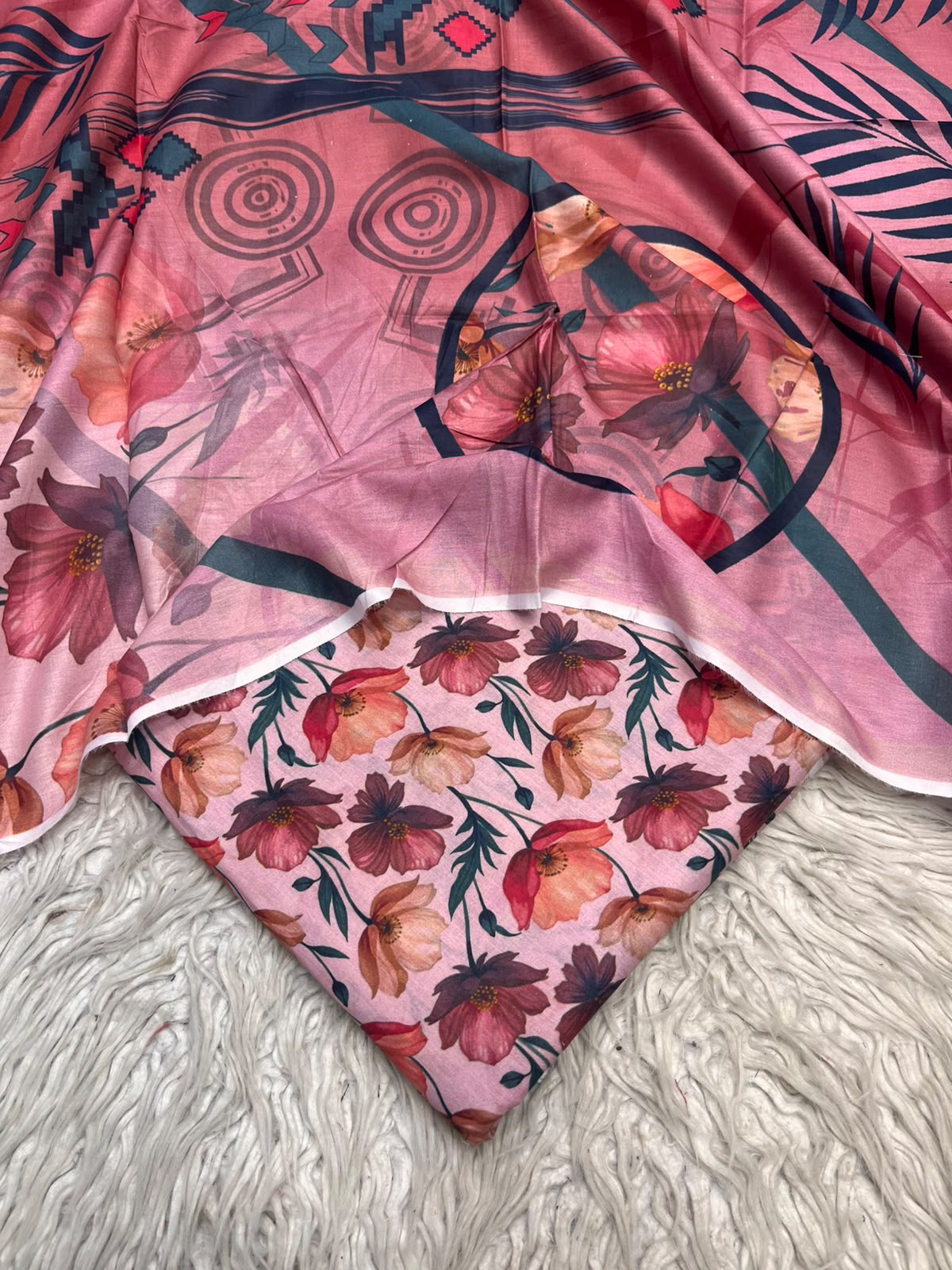 3Pc Same Digital Printed Lawn Suit 15