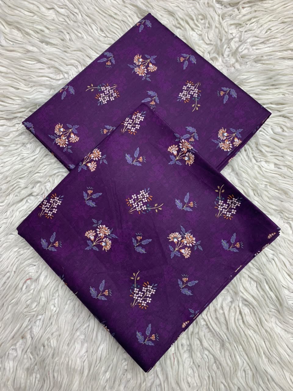 2Pc Same Printed Lawn 572