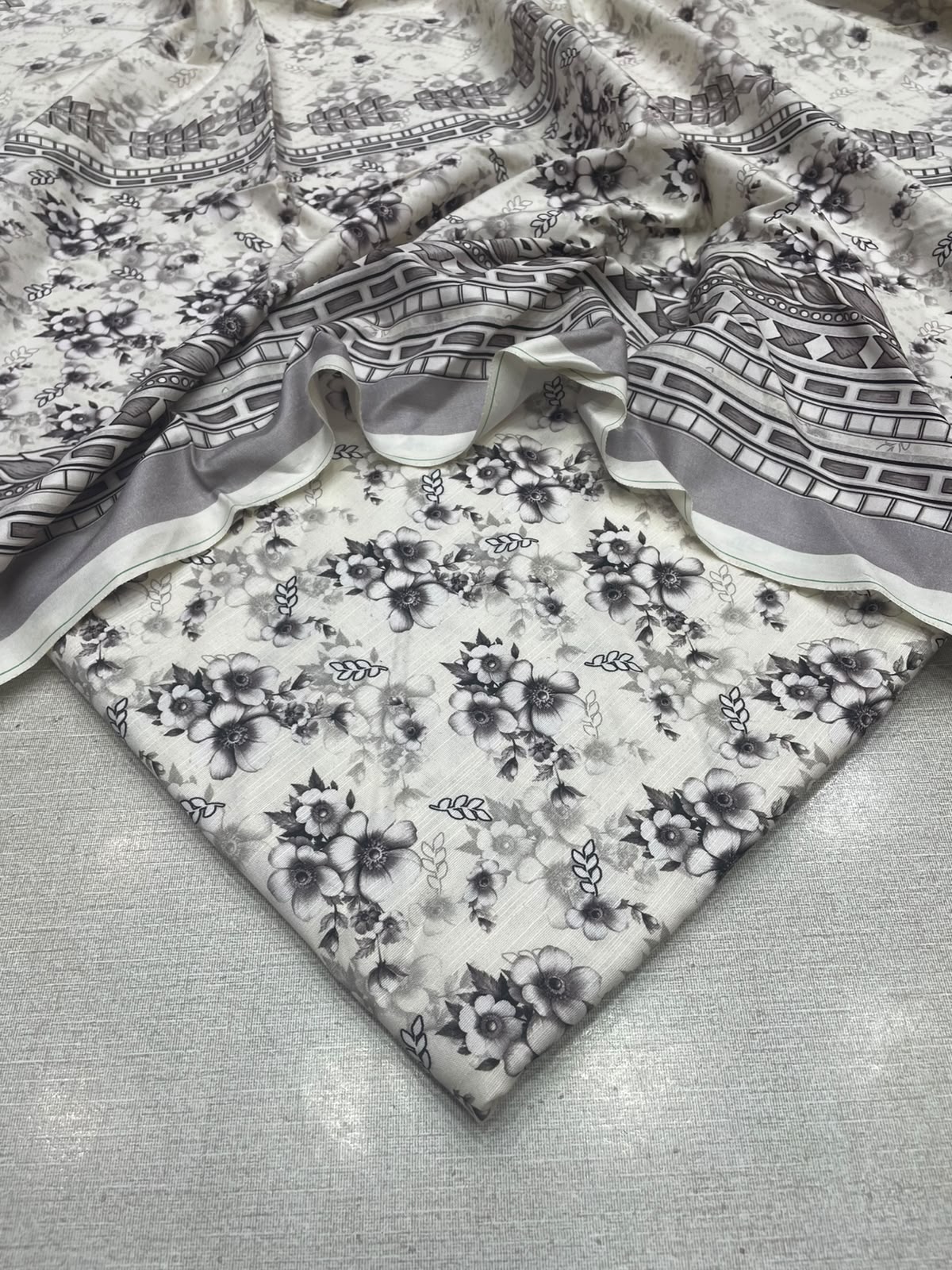 2Pc Kamal Slub Kameez & Dupatta Unstitched 61
